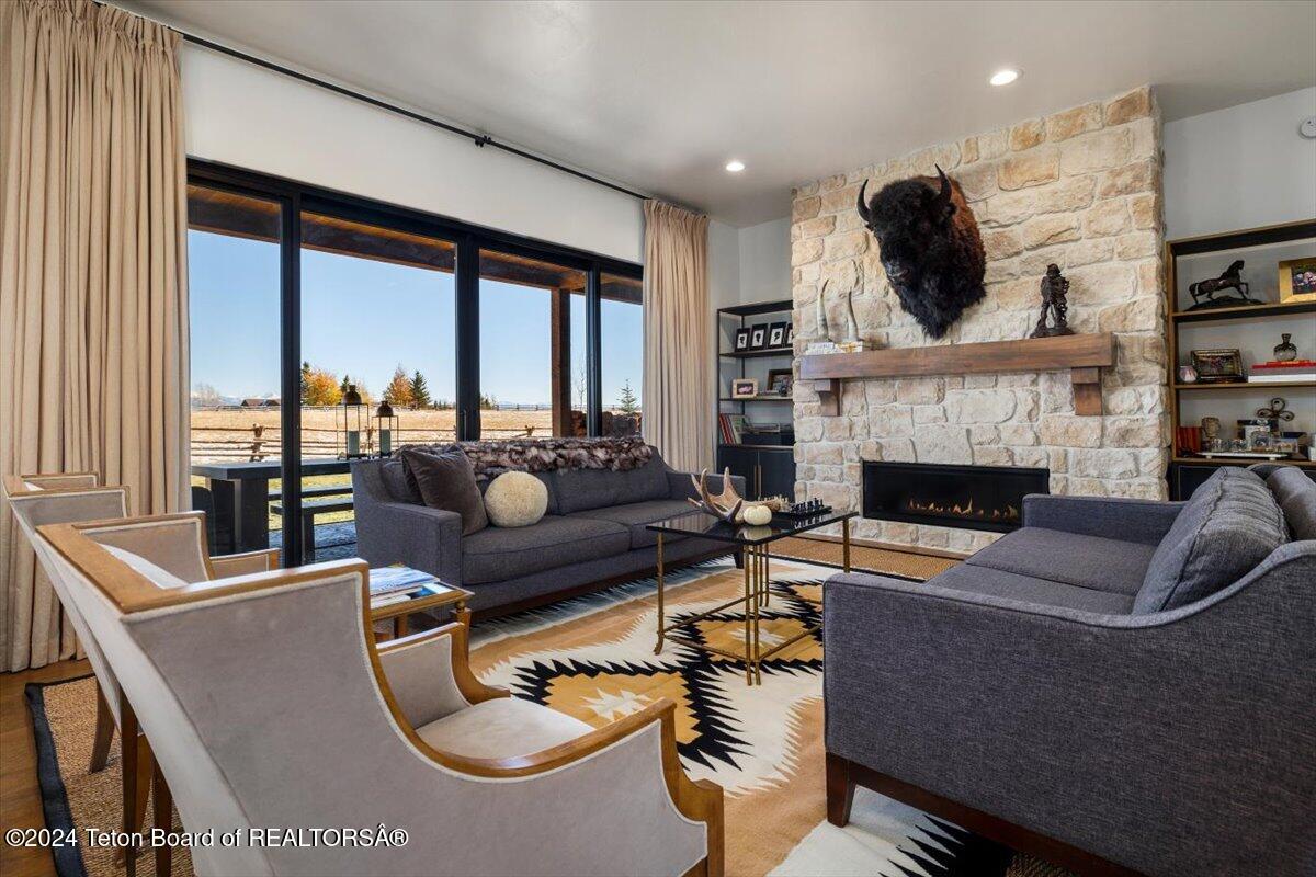 8910 RIVER RIM RANCH Road