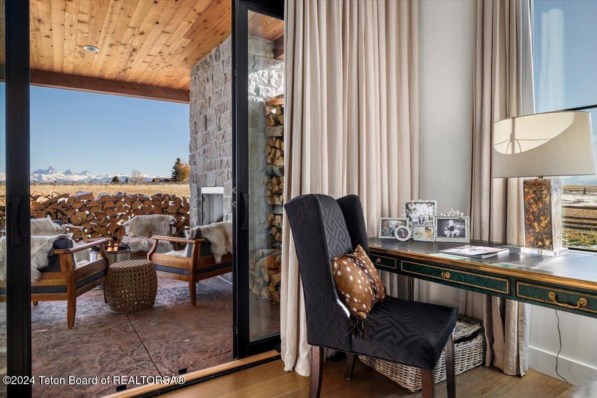 8910 RIVER RIM RANCH Road