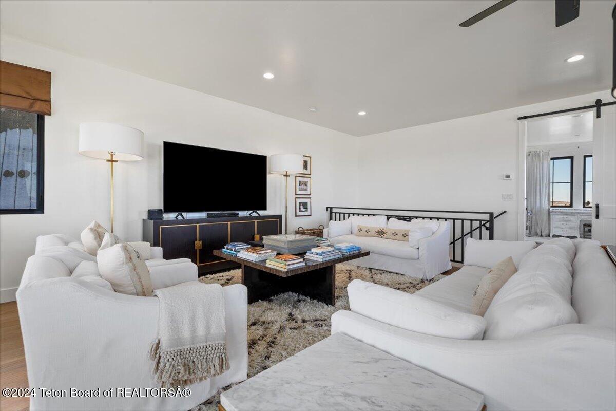 8910 RIVER RIM RANCH Road