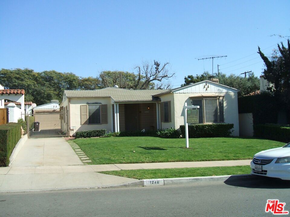 1246 S Curson Avenue