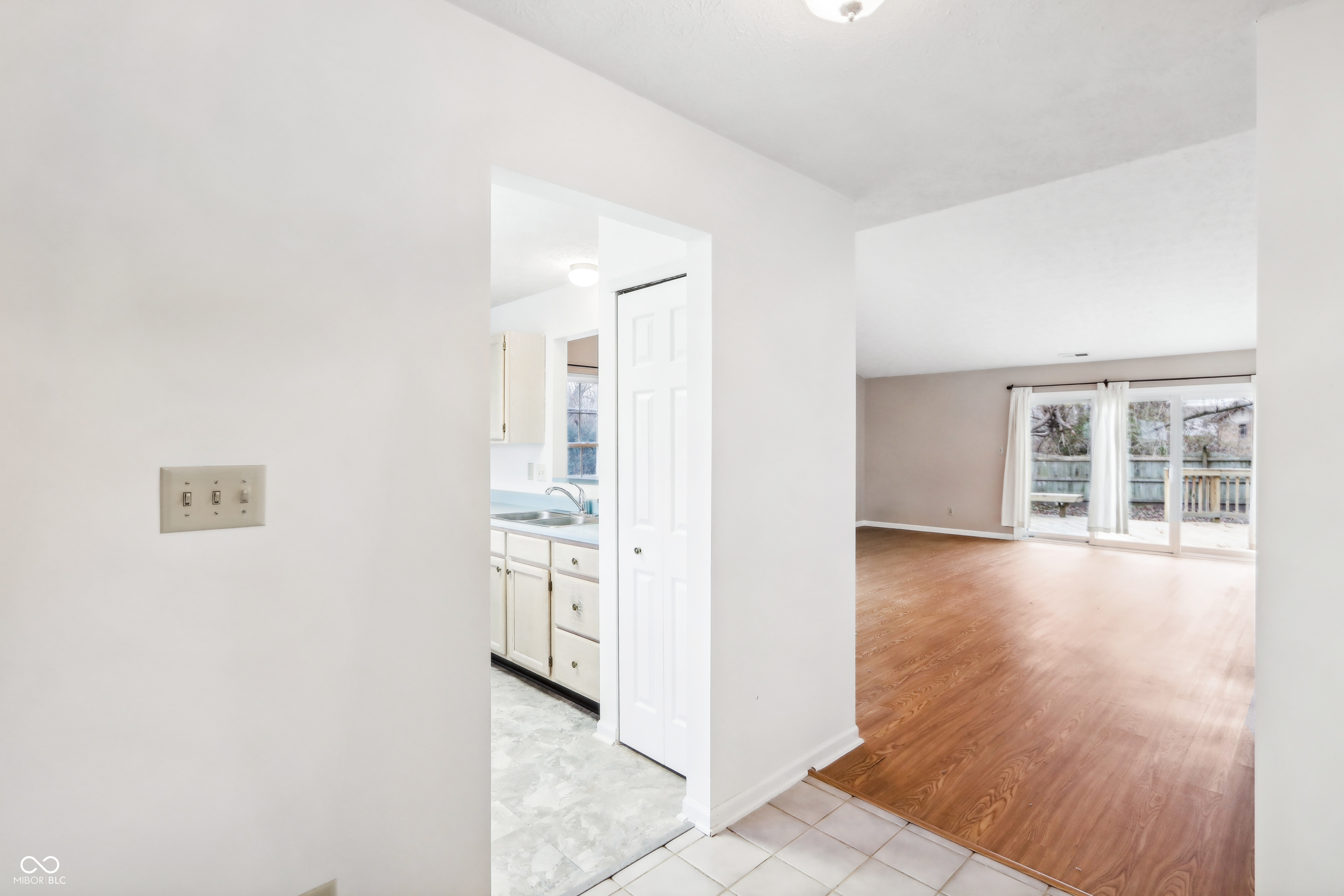 5415 Old Barn Drive