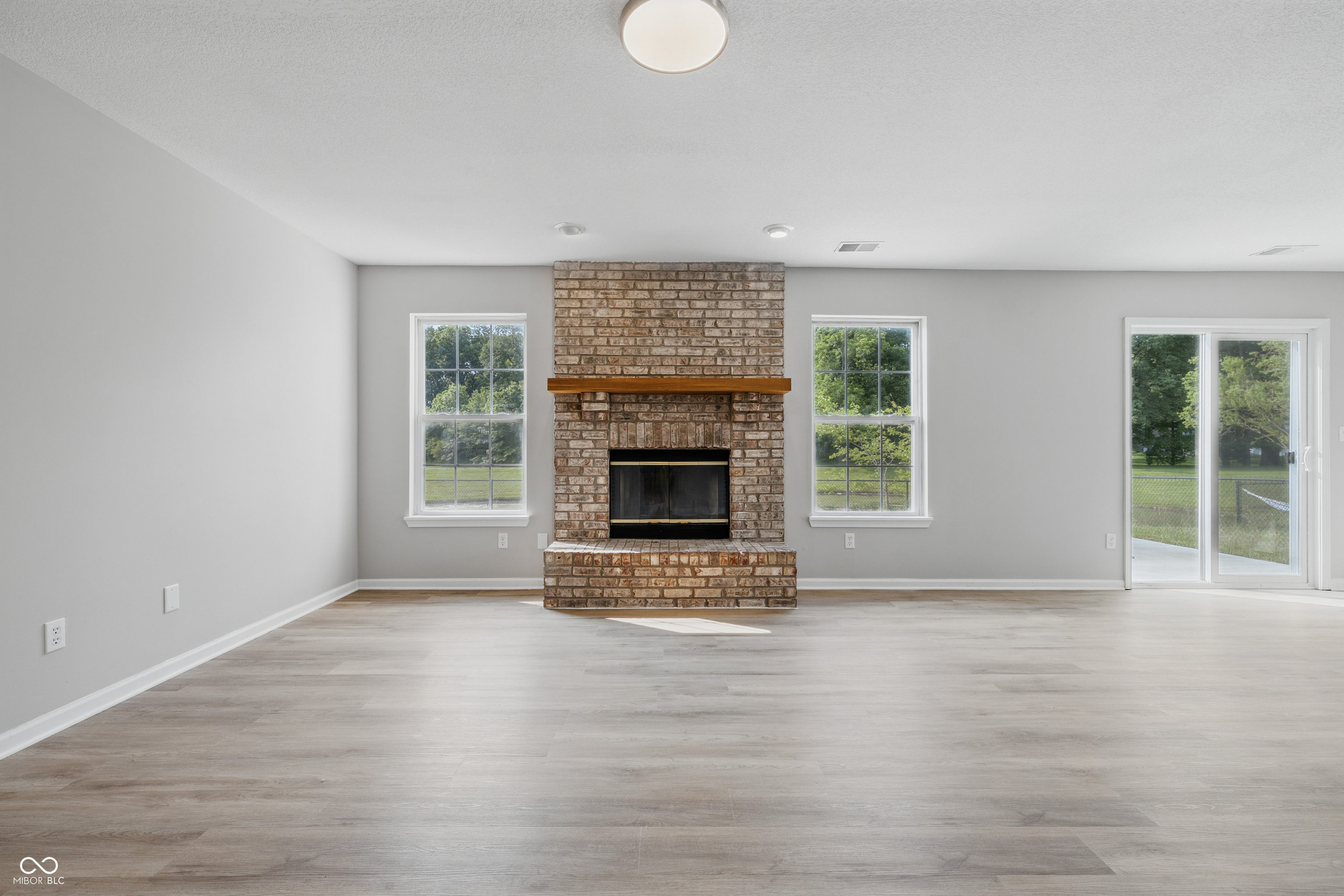 9949 Nightsong Lane