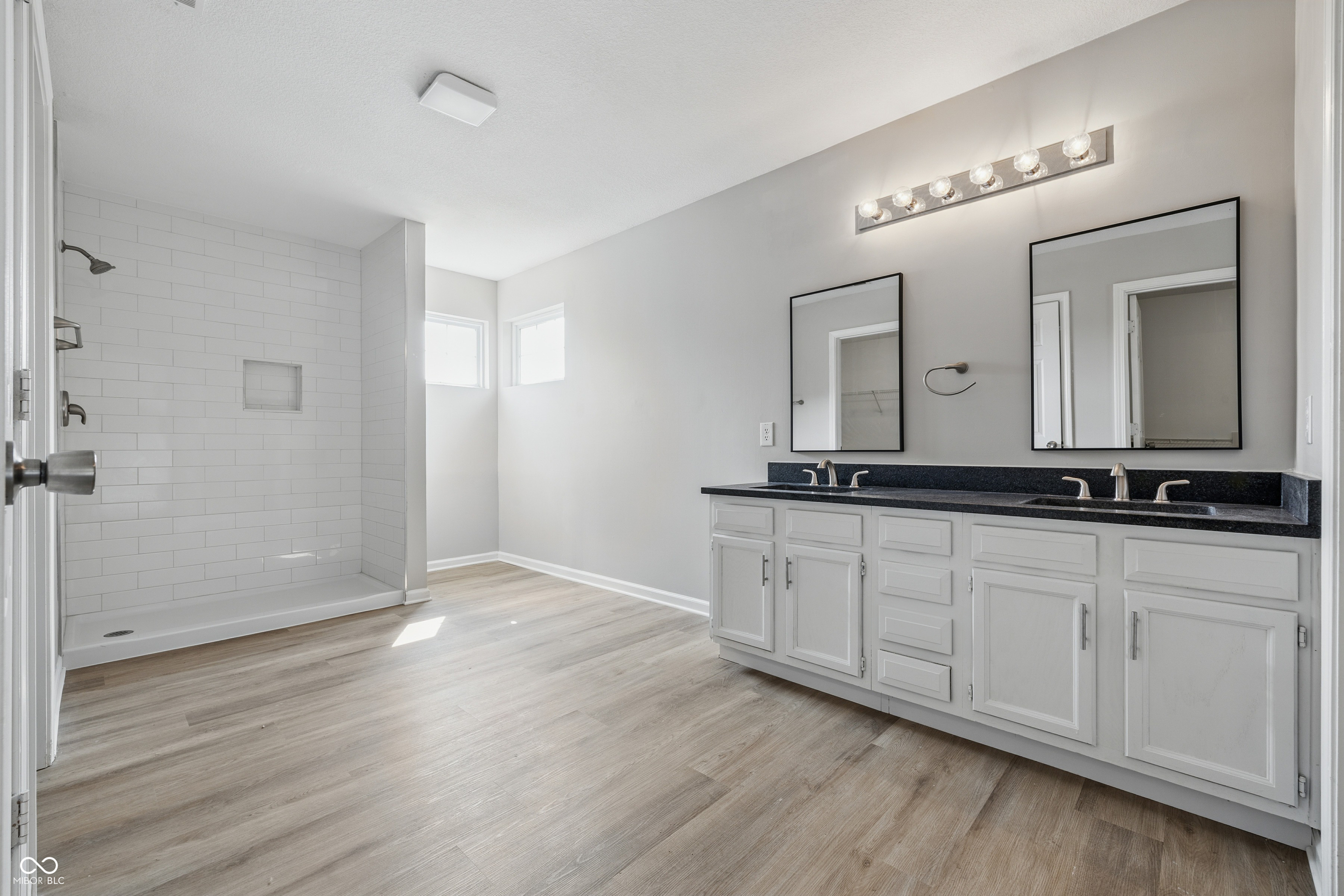 9949 Nightsong Lane