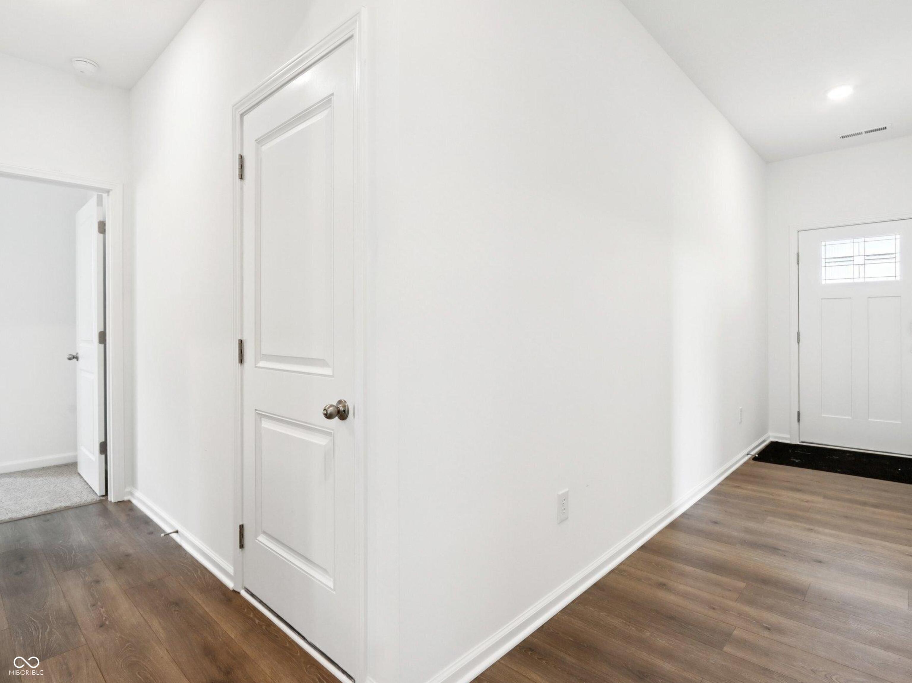 1587 Adios Butler Court