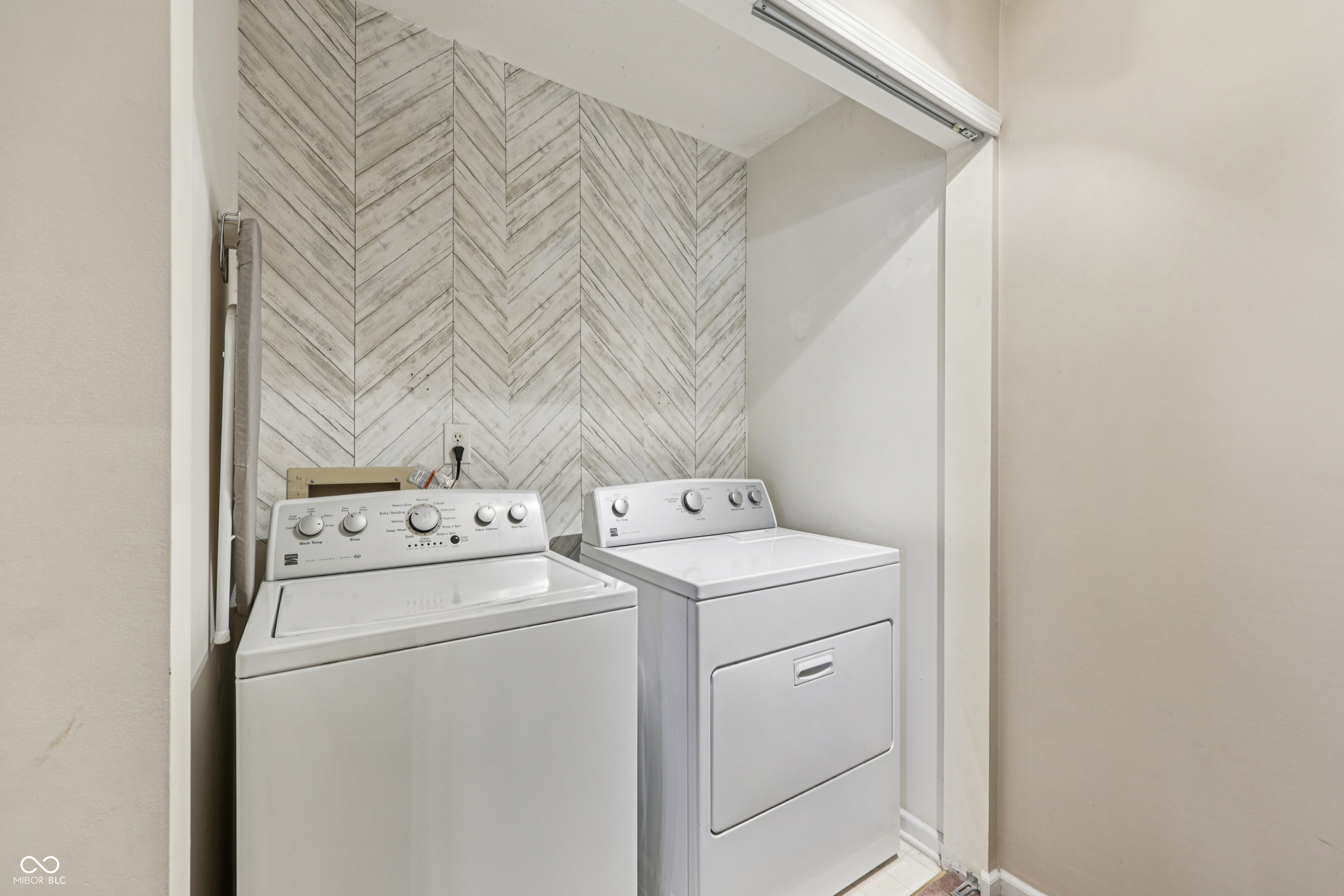 257 Strand Lane Unit: C