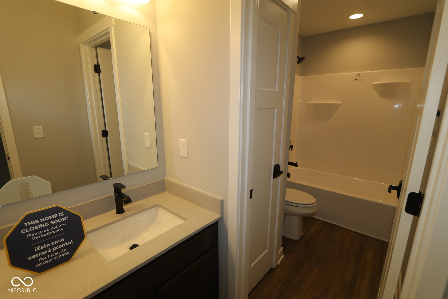 4945 Cinnabar Trail