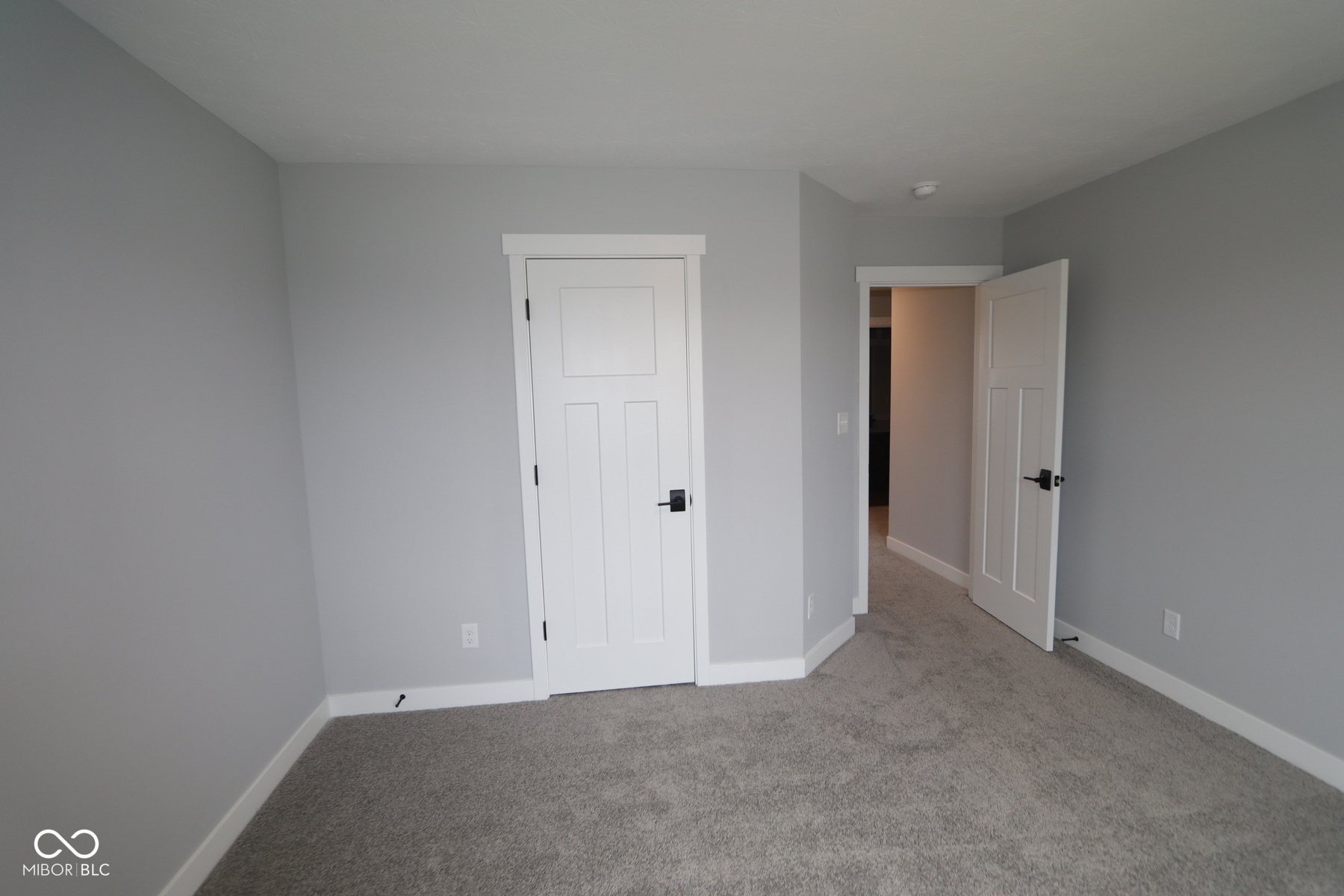 4945 Cinnabar Trail