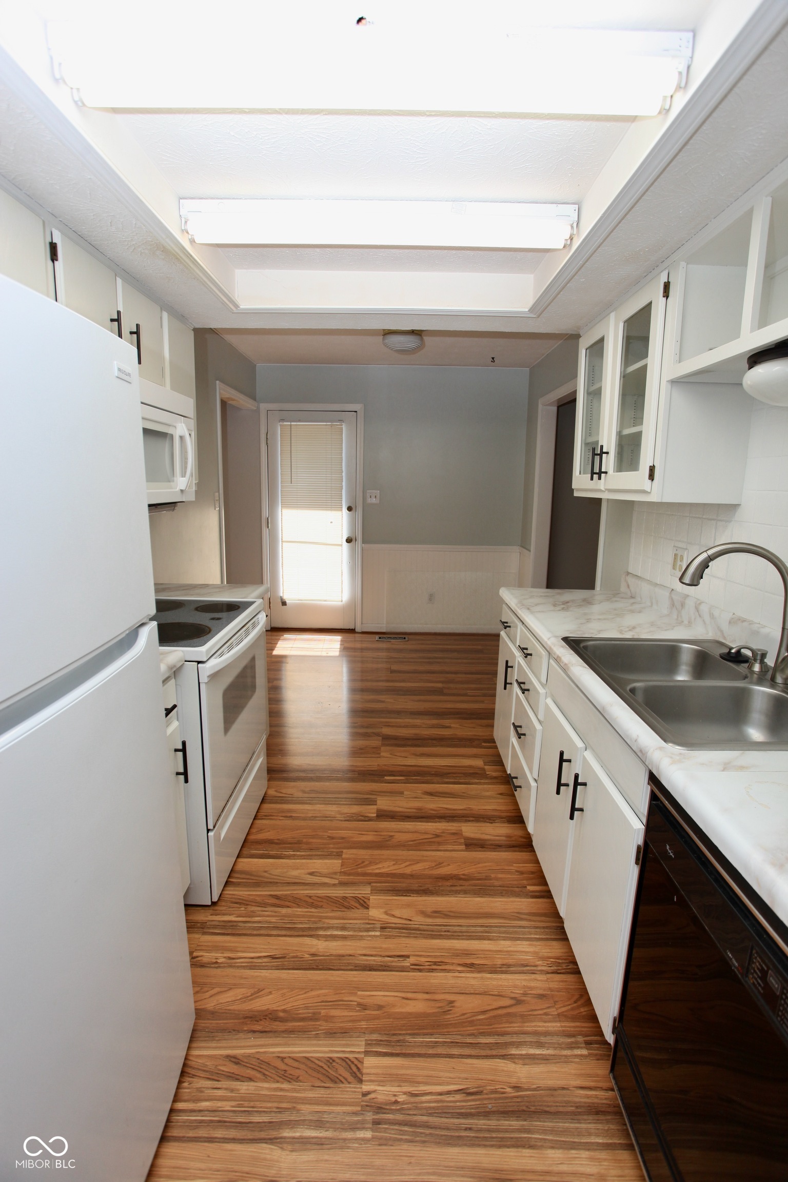 1212 Willow Springs Boulevard