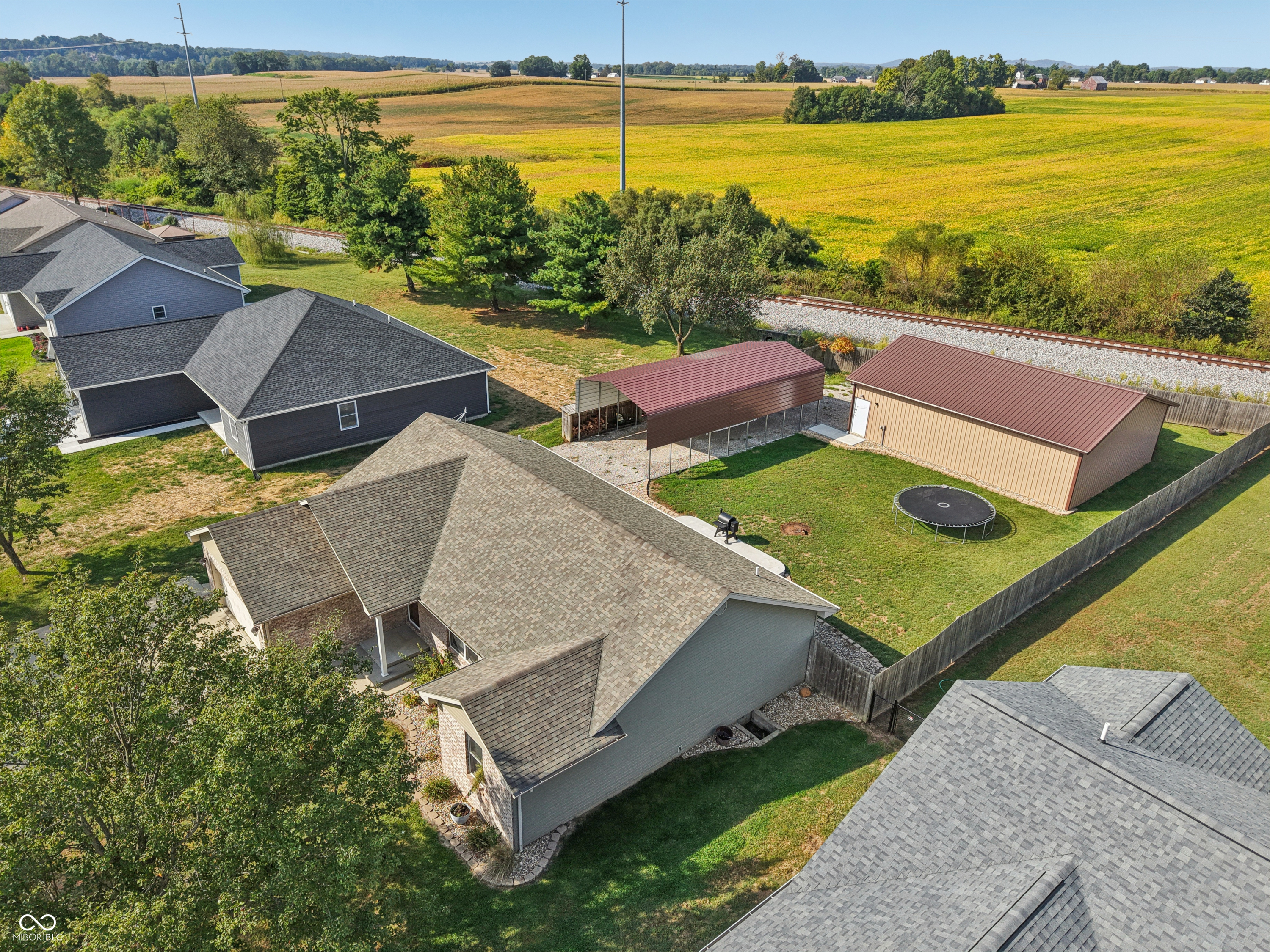 3244 N County Road 900 E