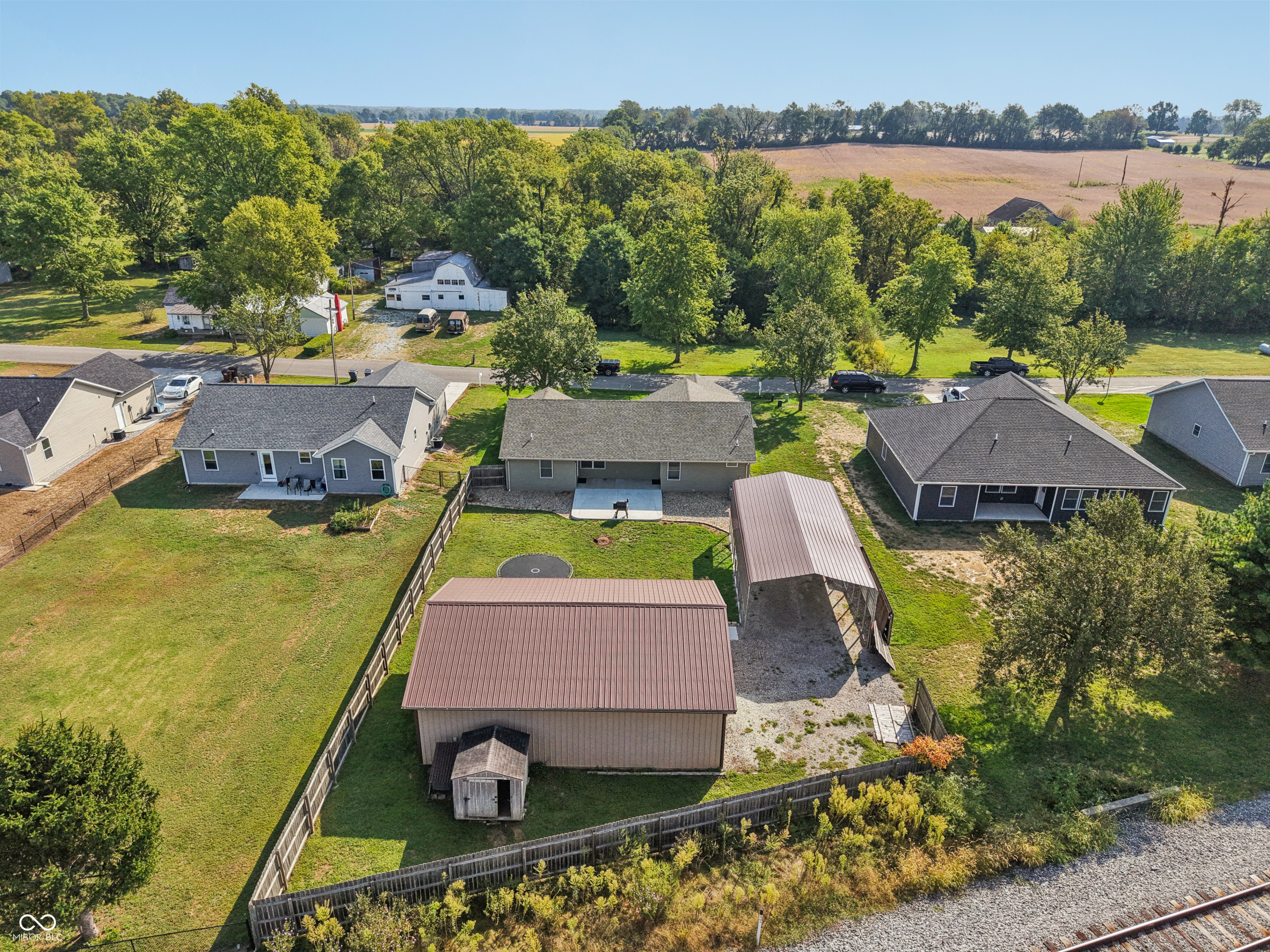 3244 N County Road 900 E