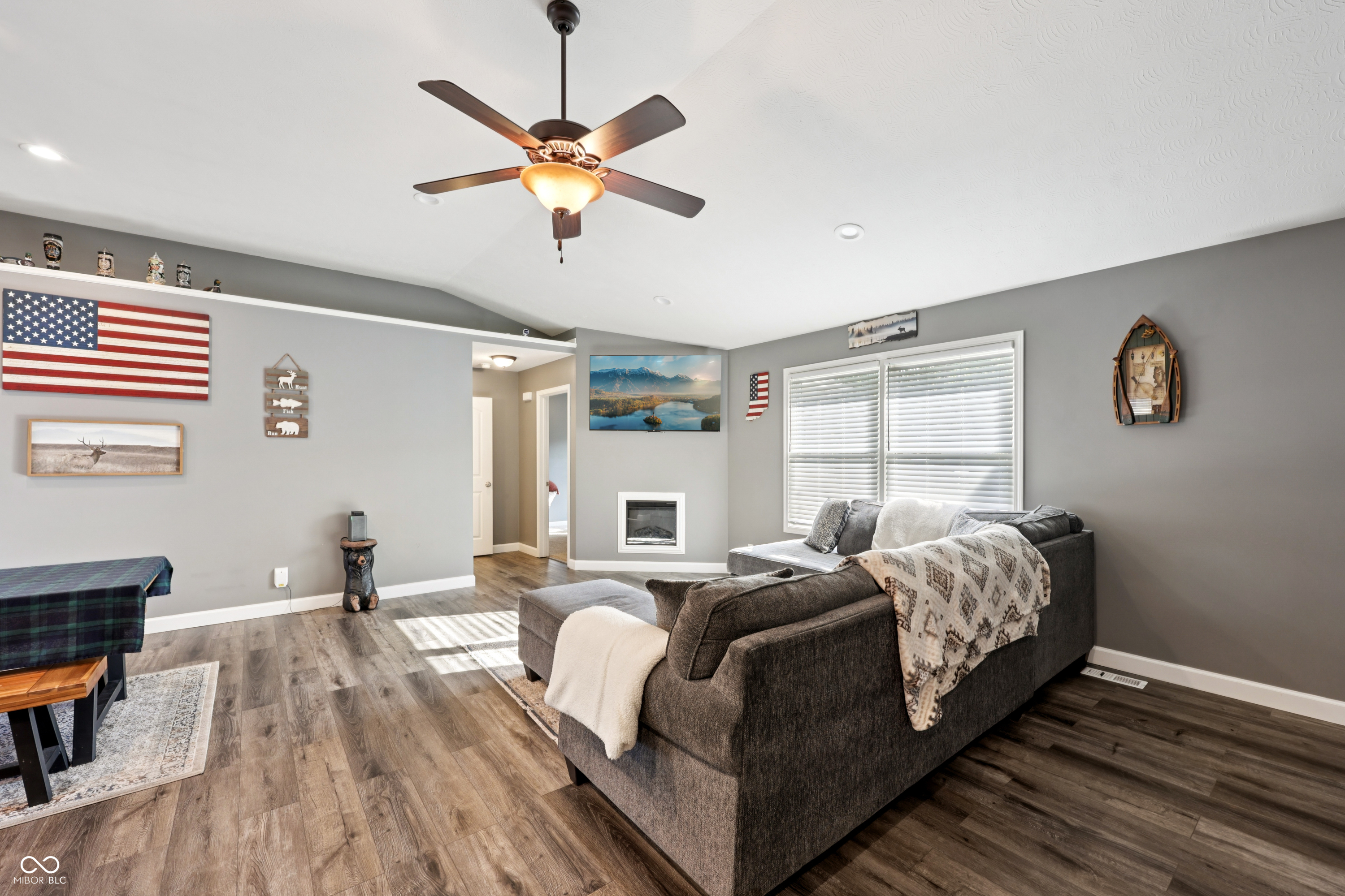 3244 N County Road 900 E