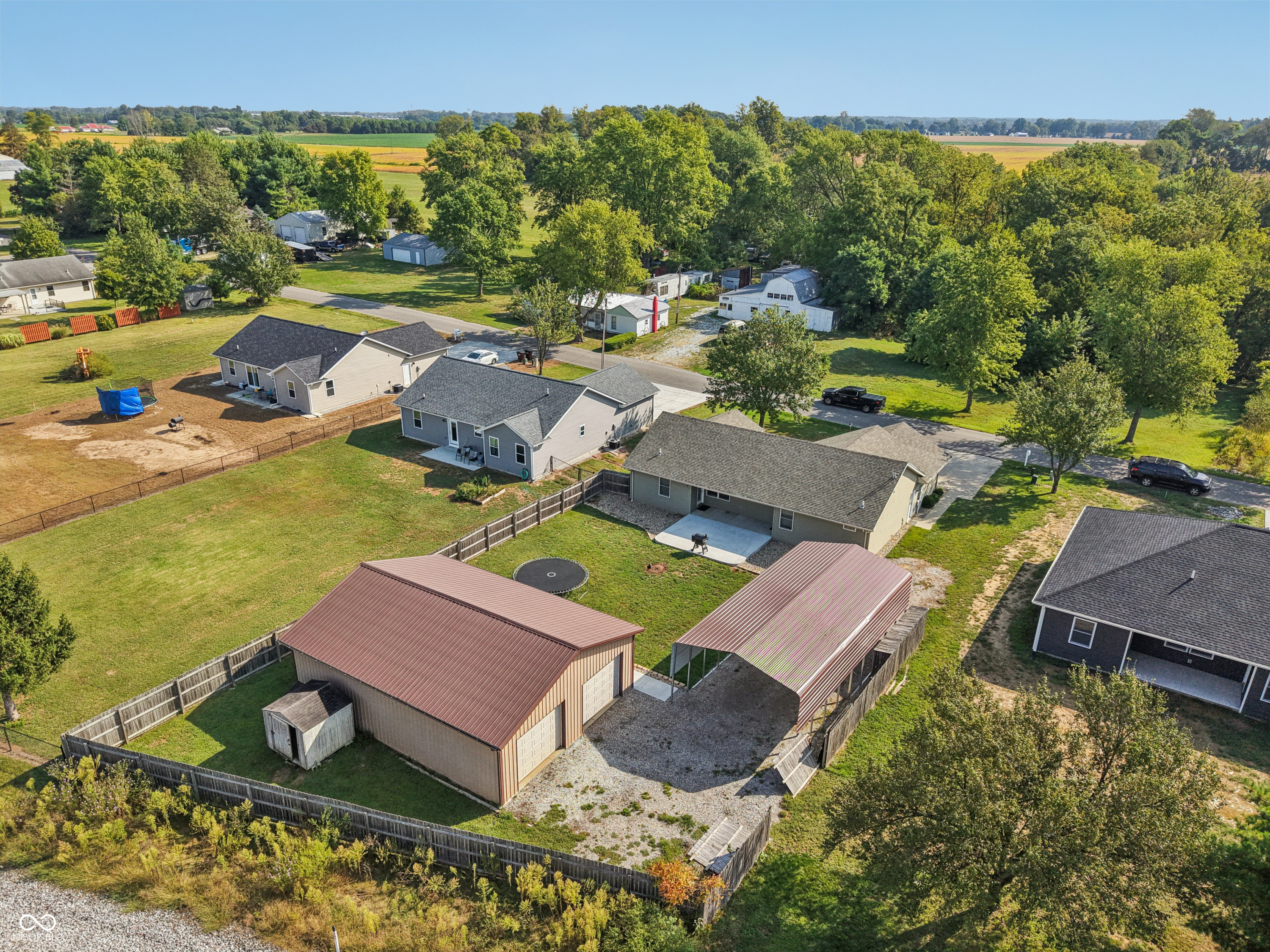 3244 N County Road 900 E