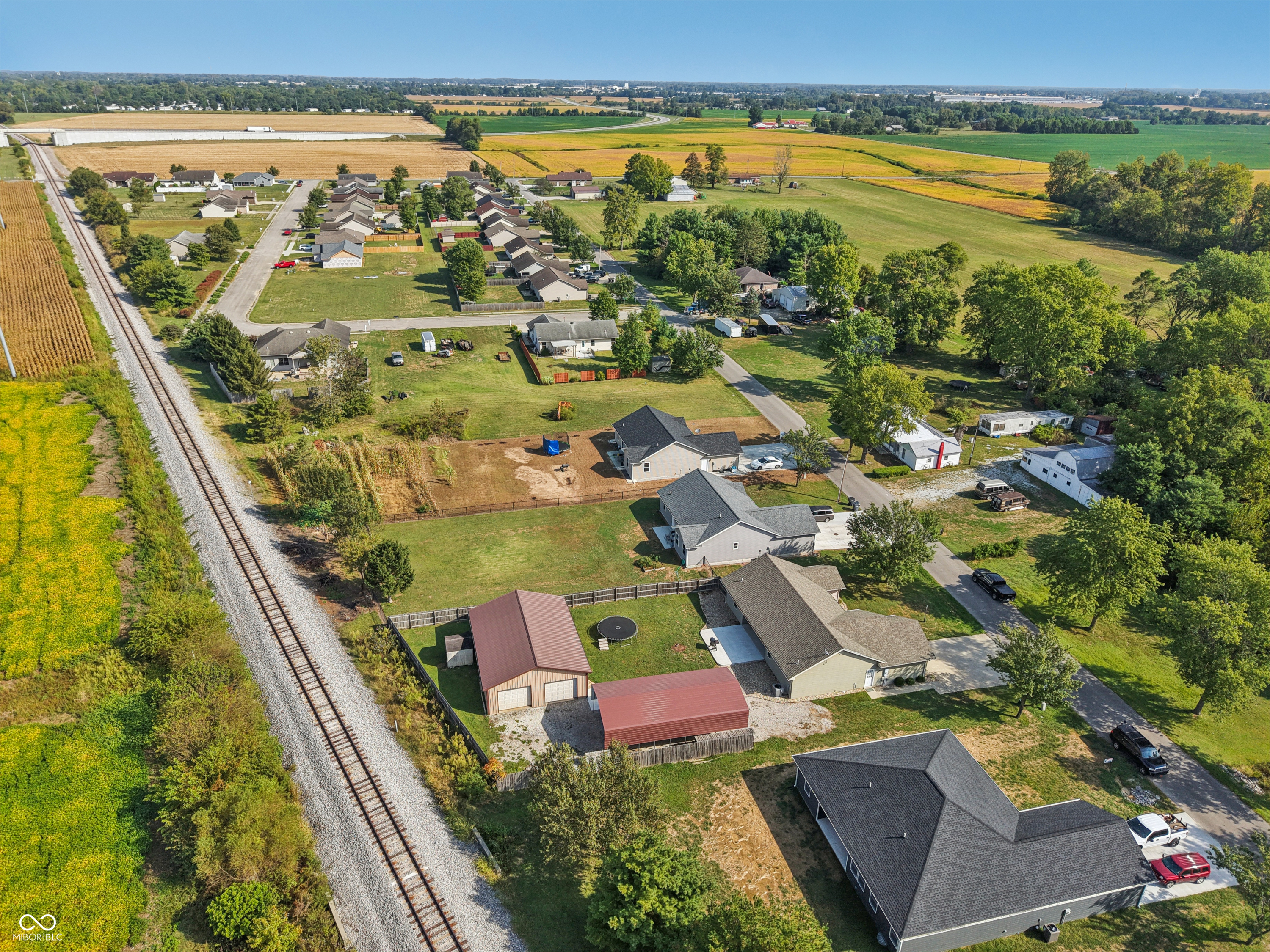3244 N County Road 900 E