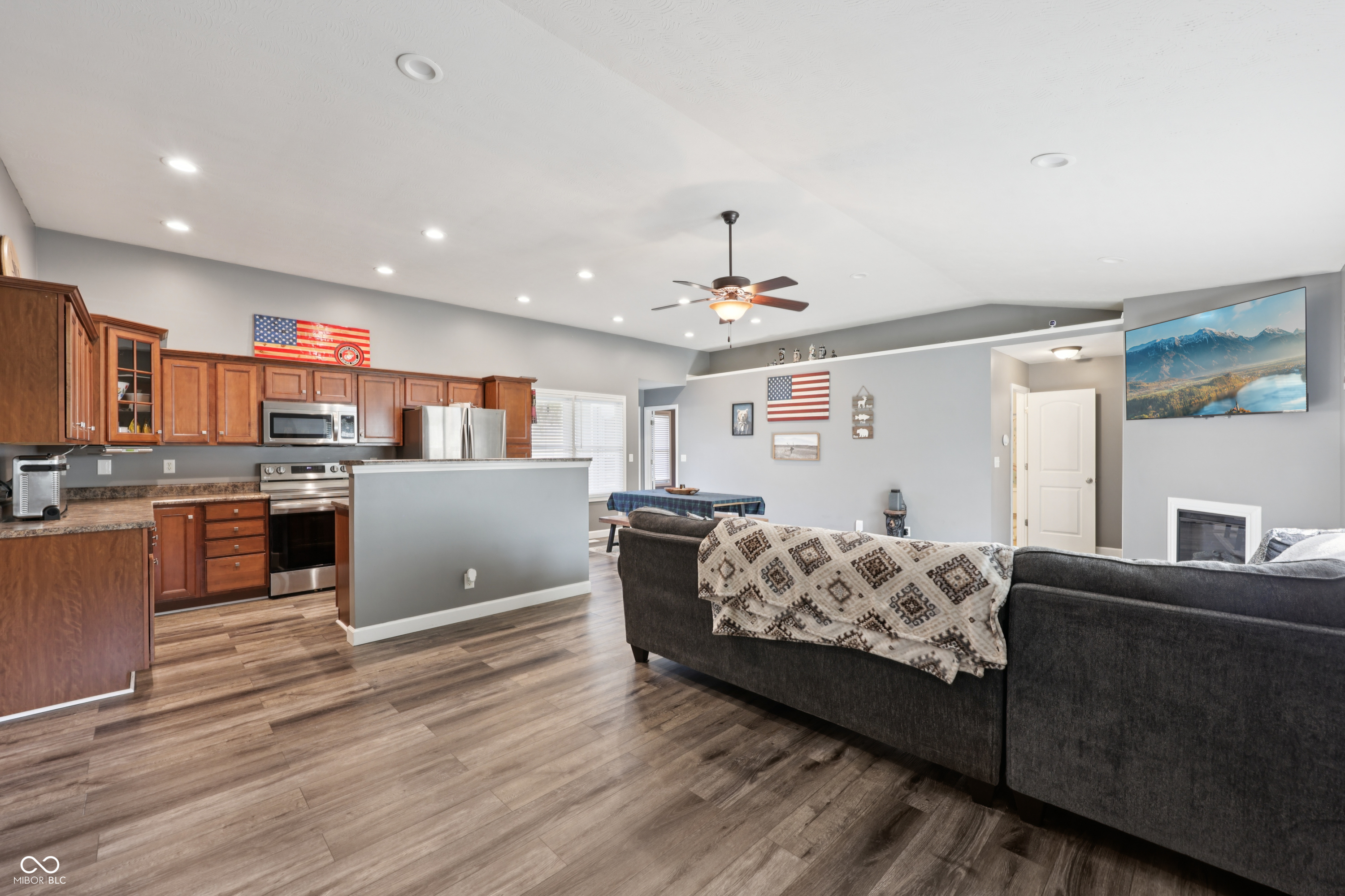 3244 N County Road 900 E