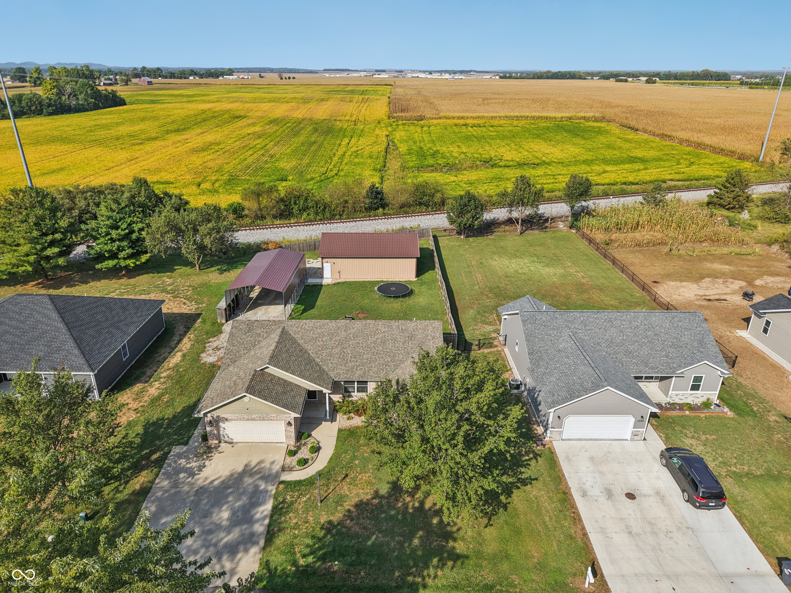 3244 N County Road 900 E