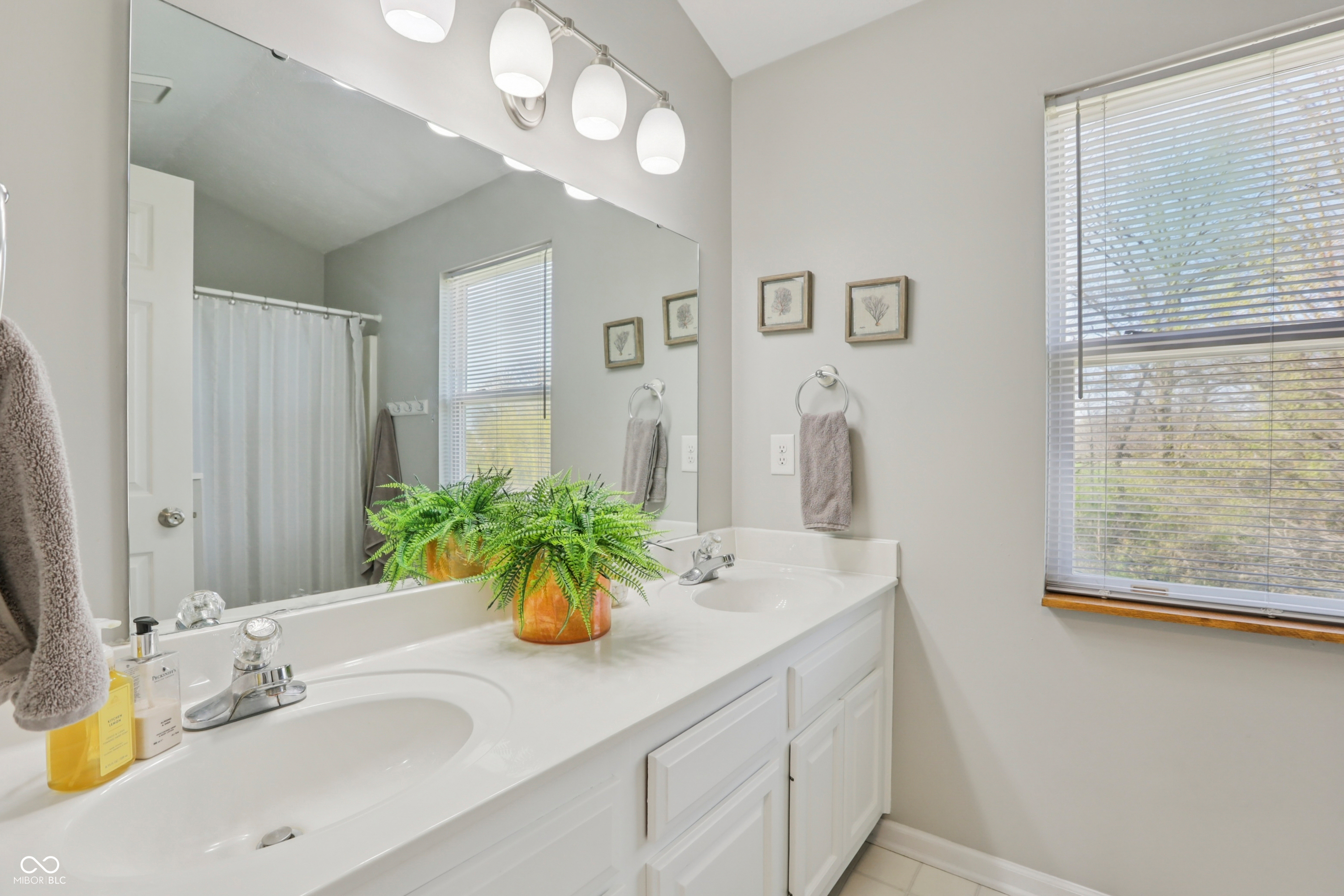 8635 Eagles Nest Drive