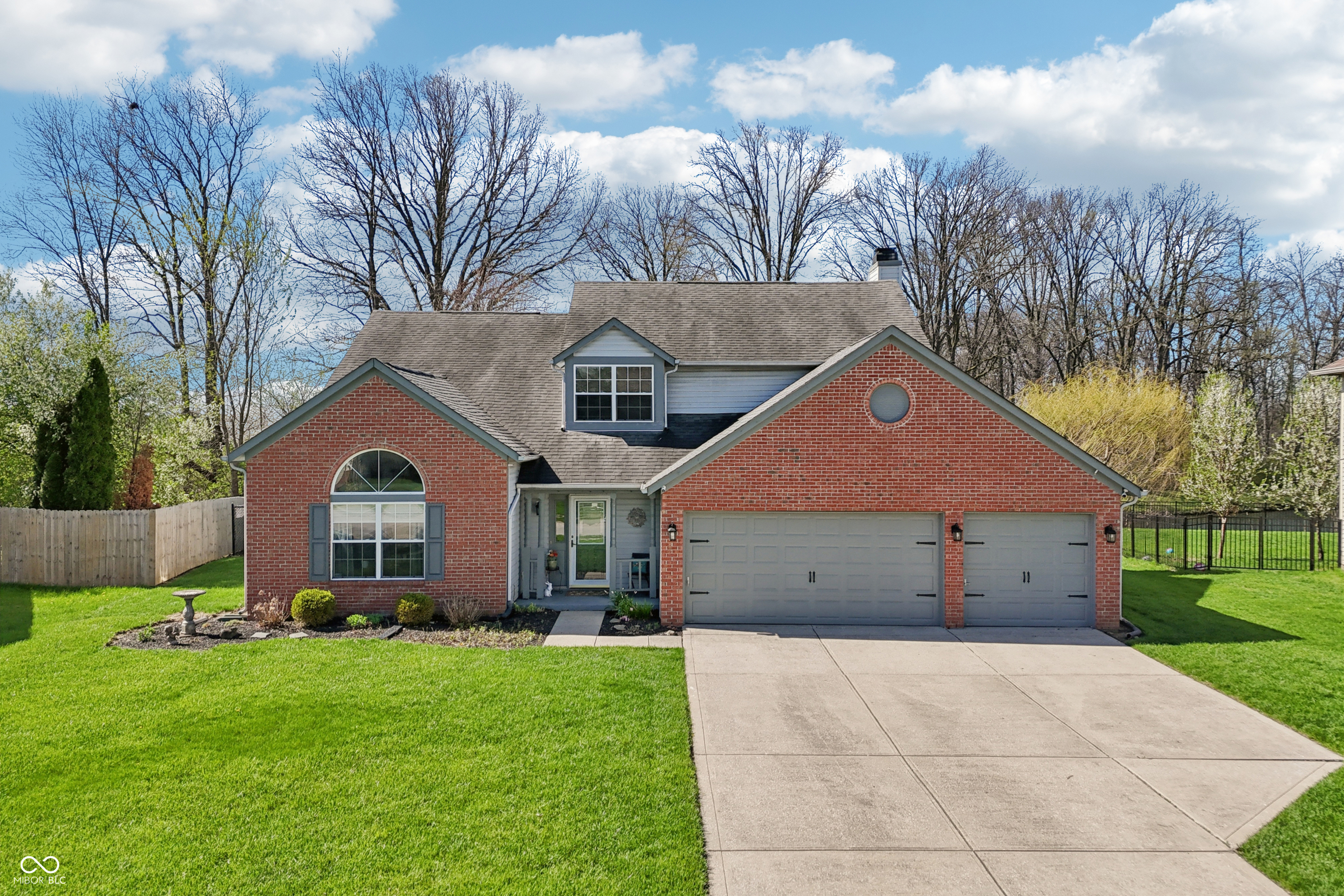 8635 Eagles Nest Drive