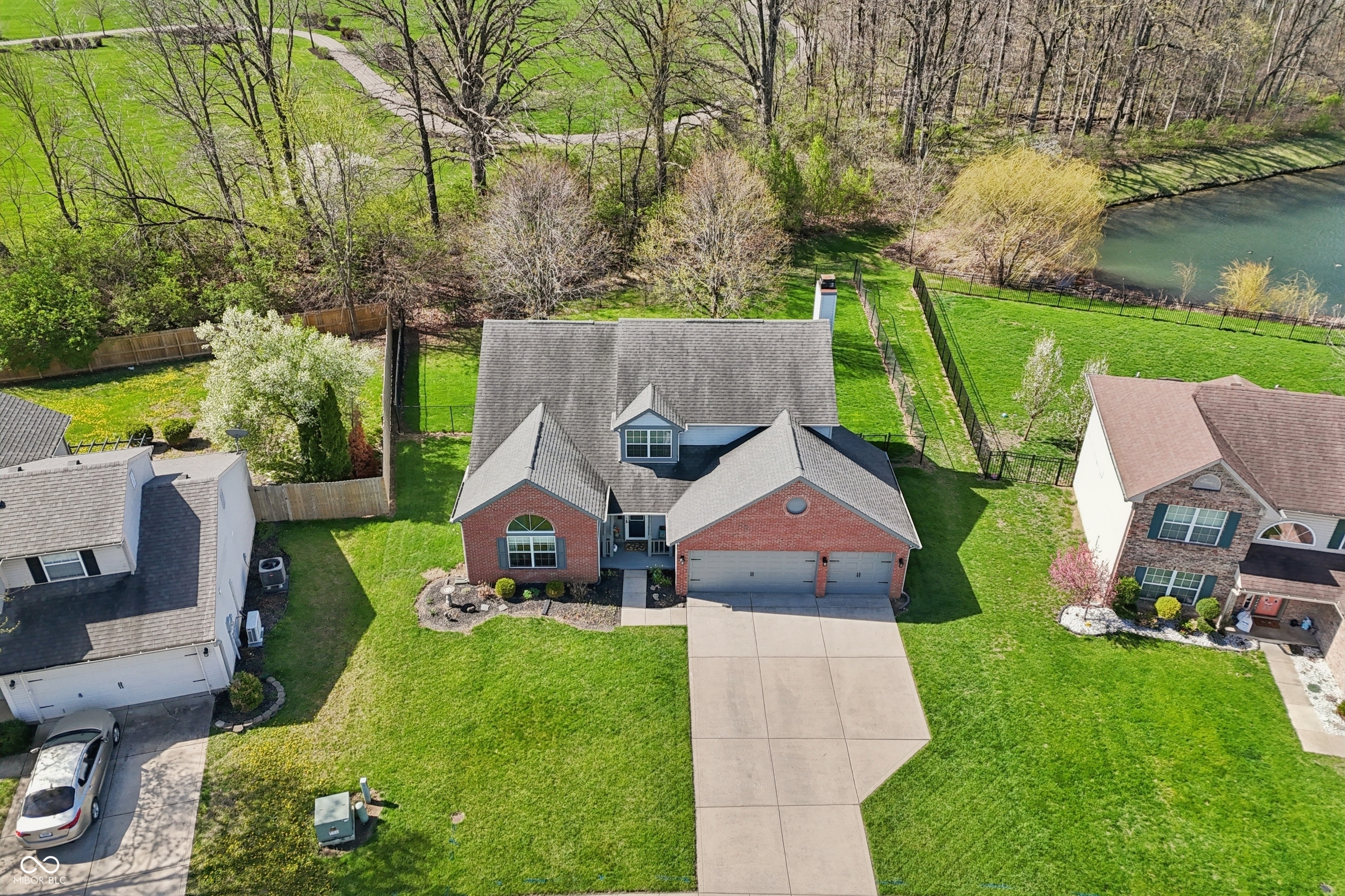 8635 Eagles Nest Drive