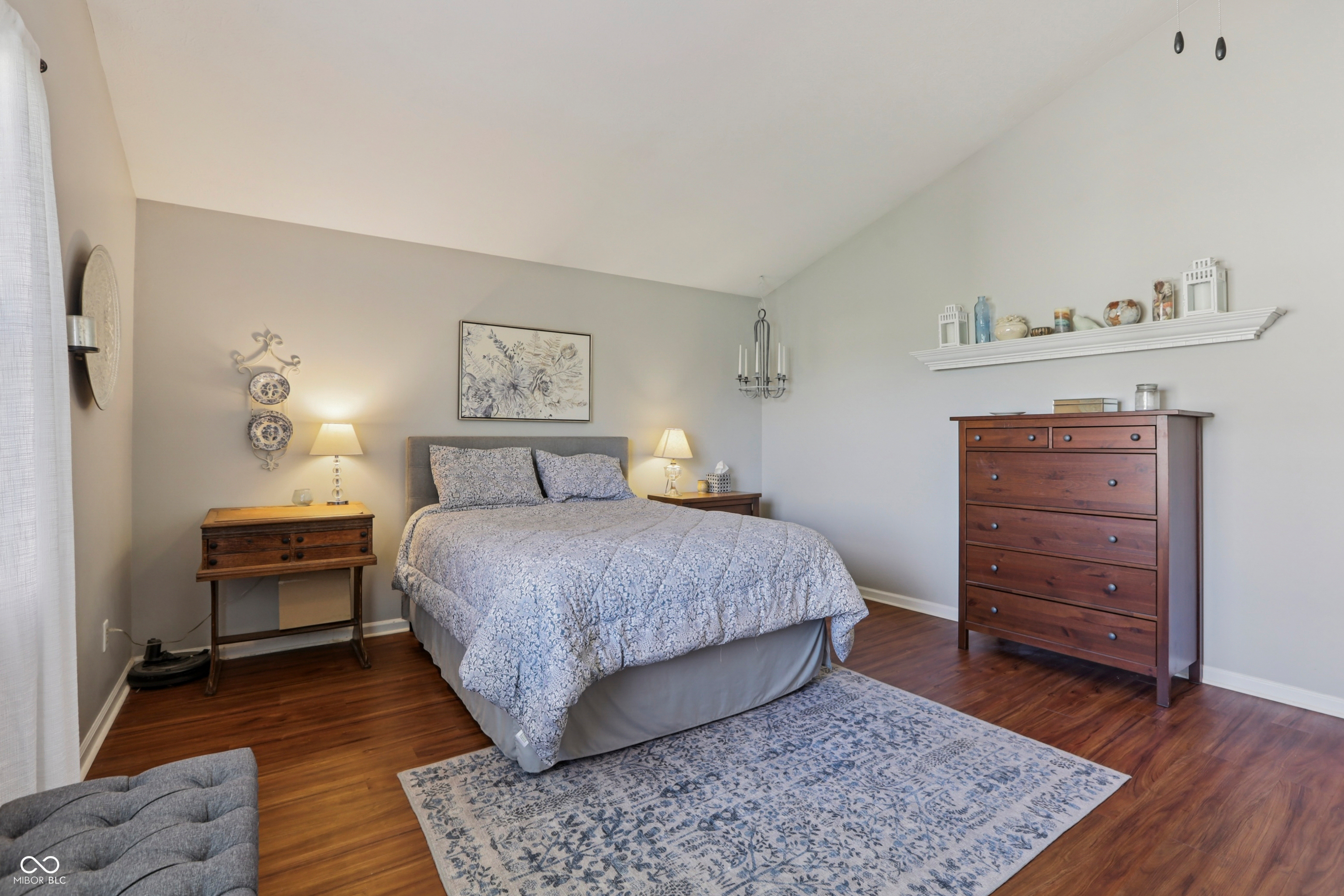 8635 Eagles Nest Drive