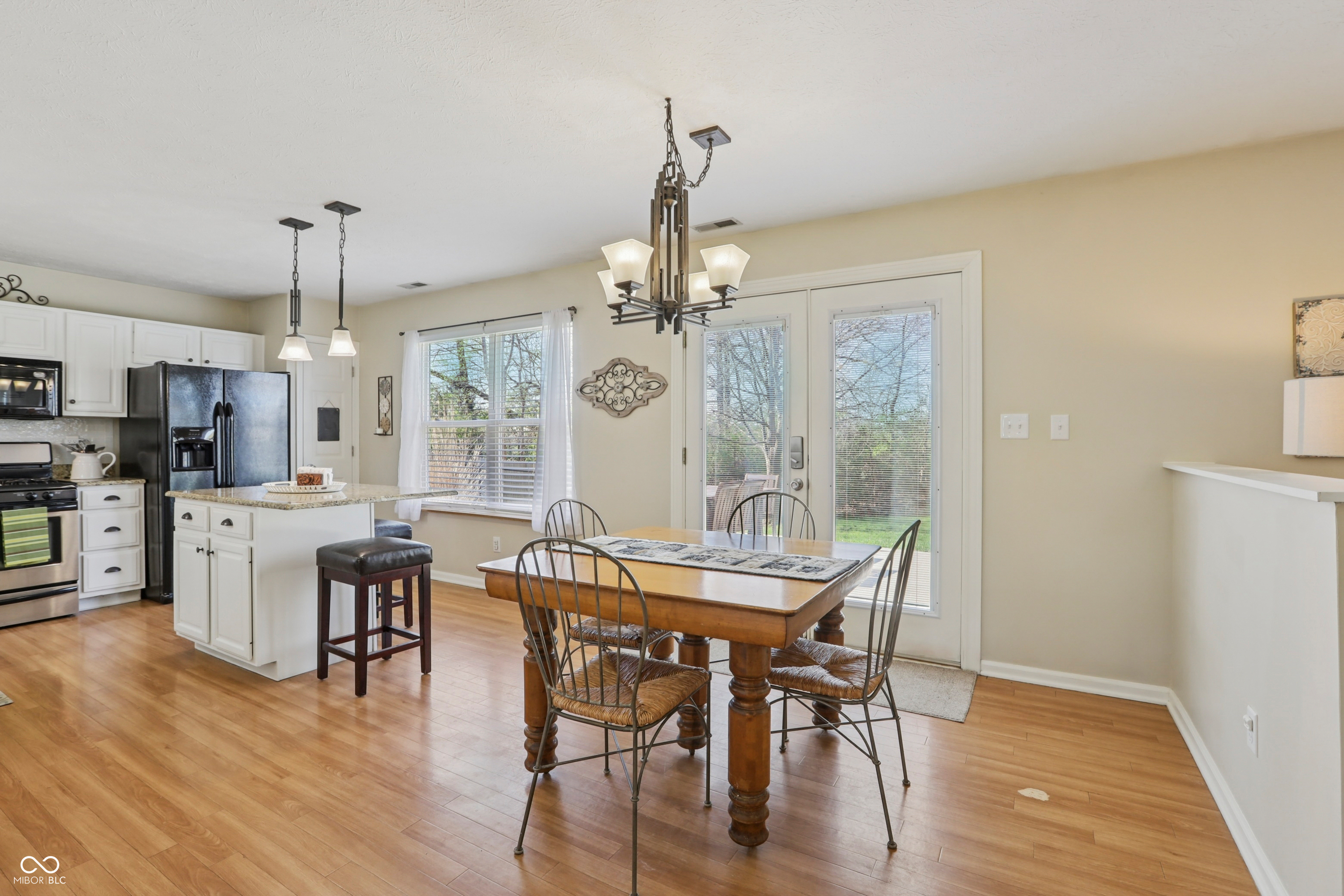 8635 Eagles Nest Drive