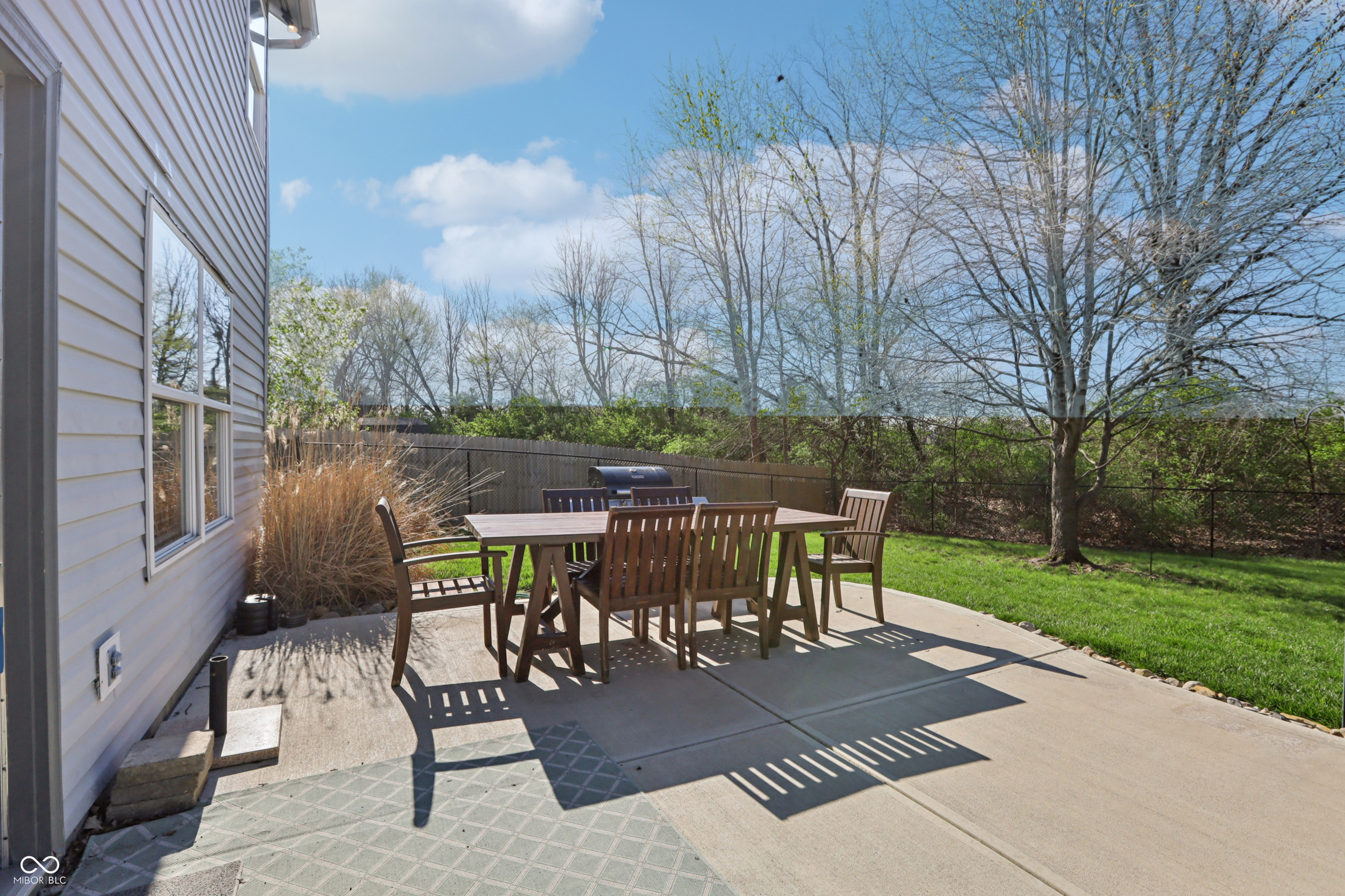 8635 Eagles Nest Drive