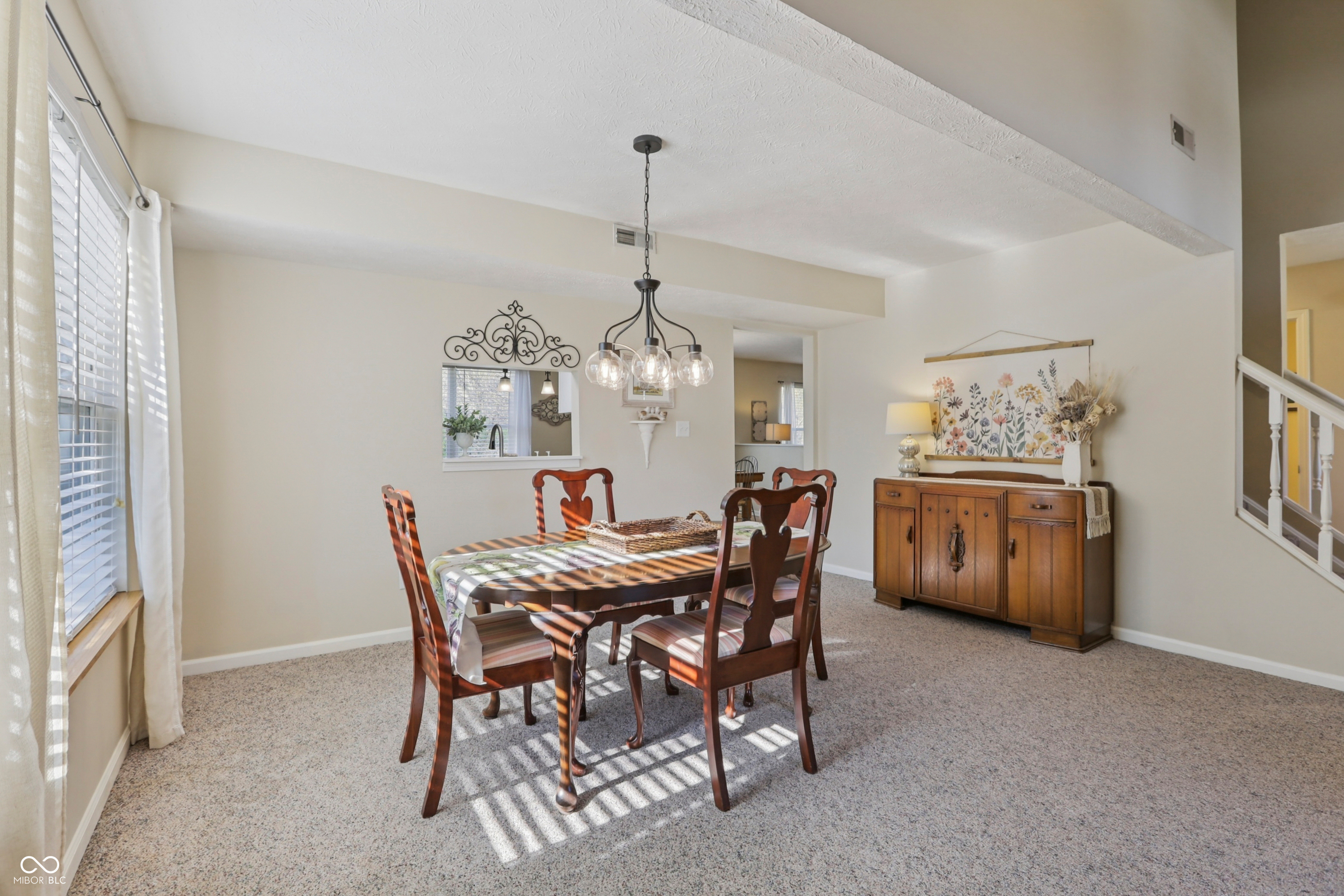 8635 Eagles Nest Drive