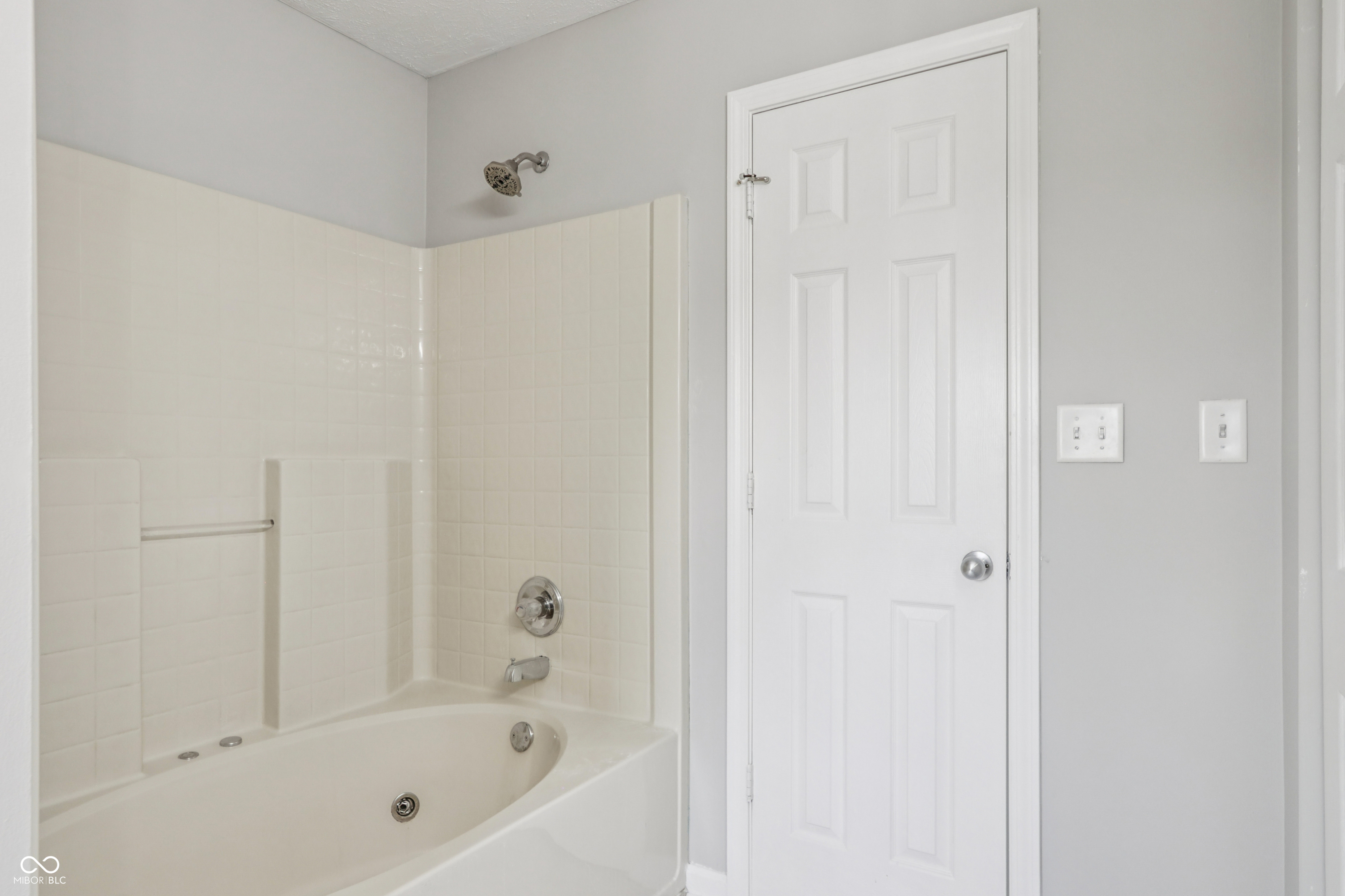 5729 Decatur Ridge Drive