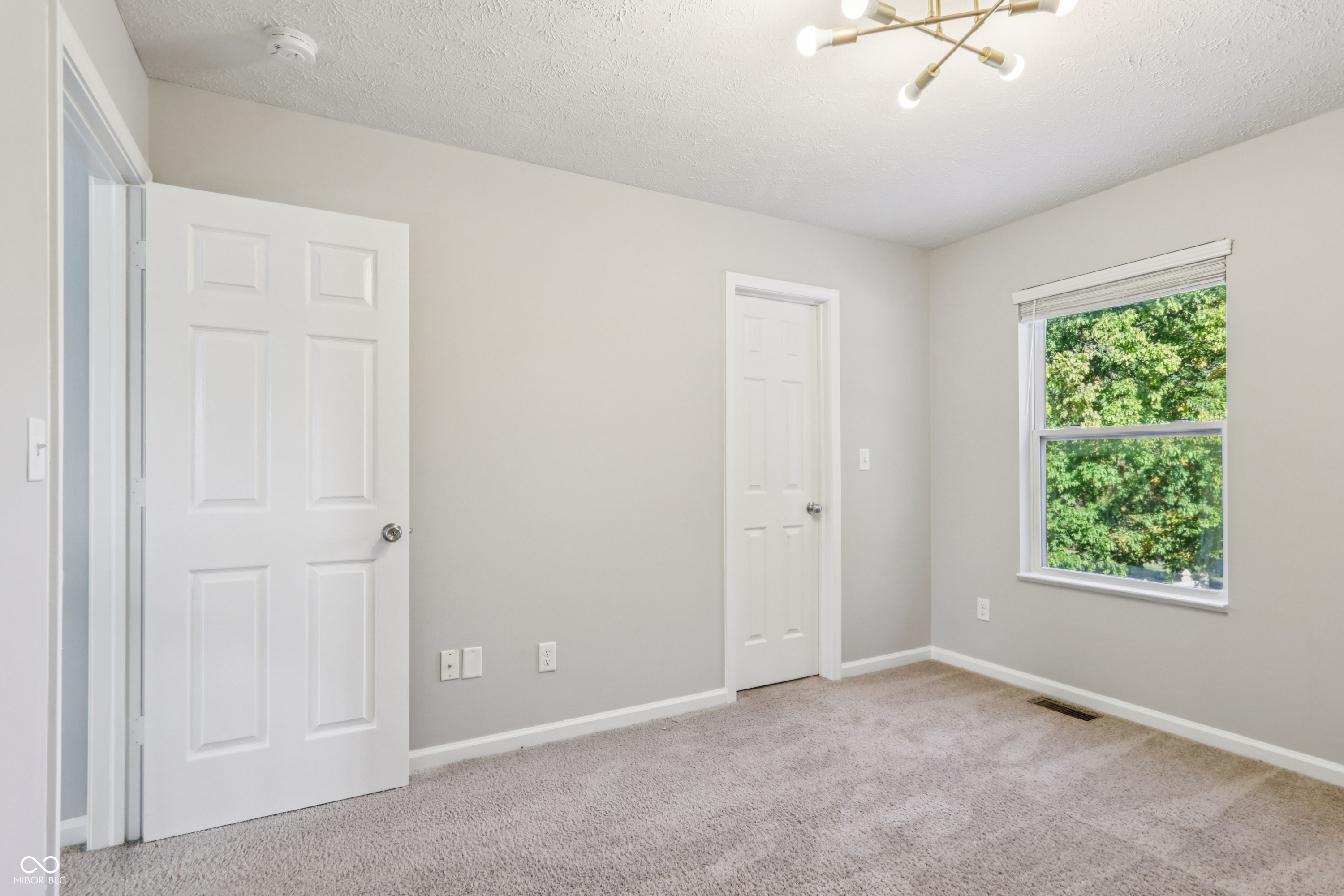 5729 Decatur Ridge Drive