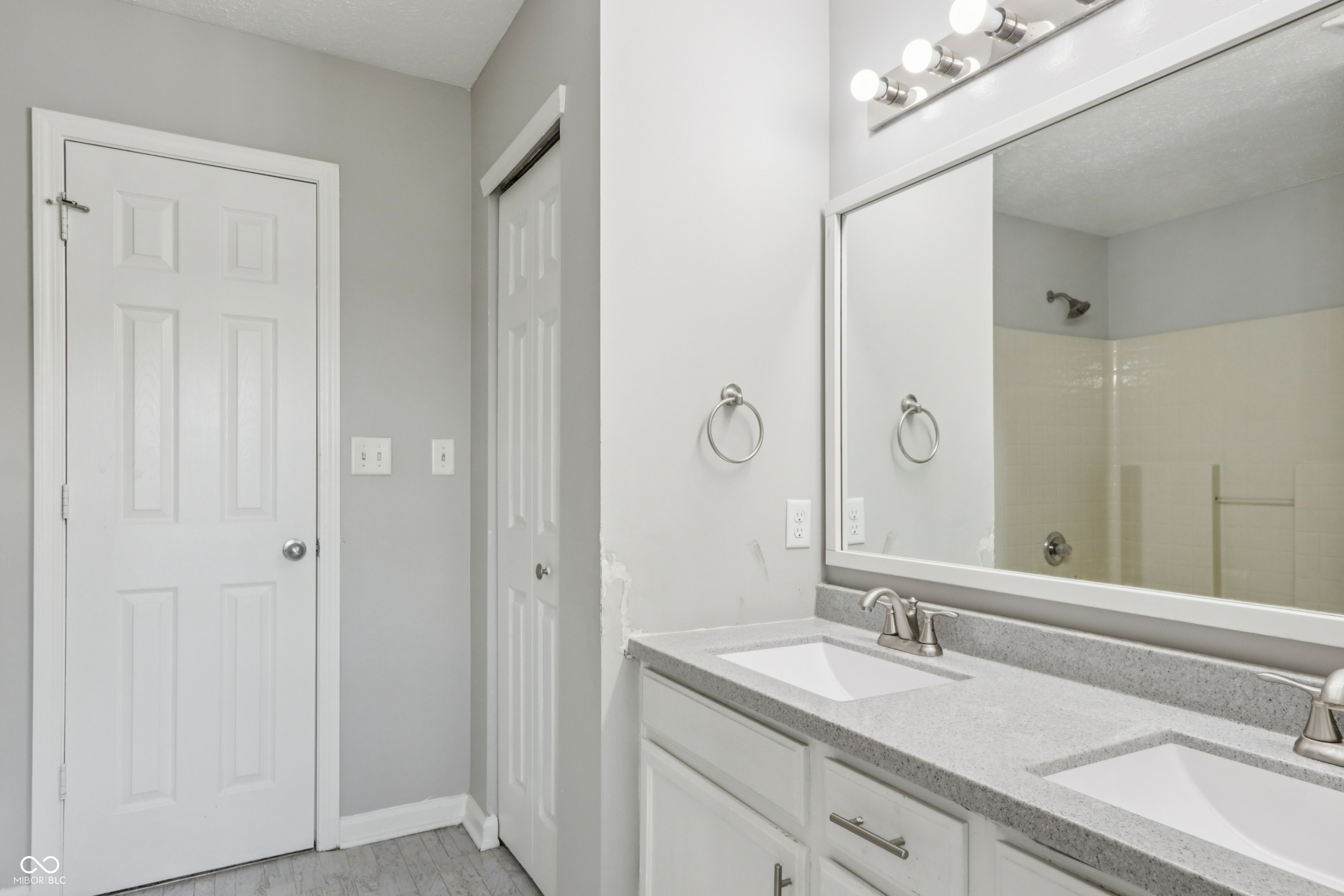 5729 Decatur Ridge Drive