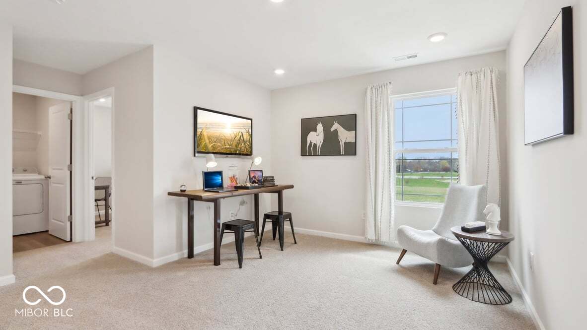 1608 Buttons Drive