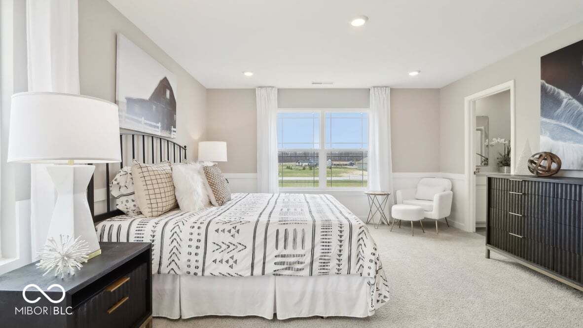 1608 Buttons Drive