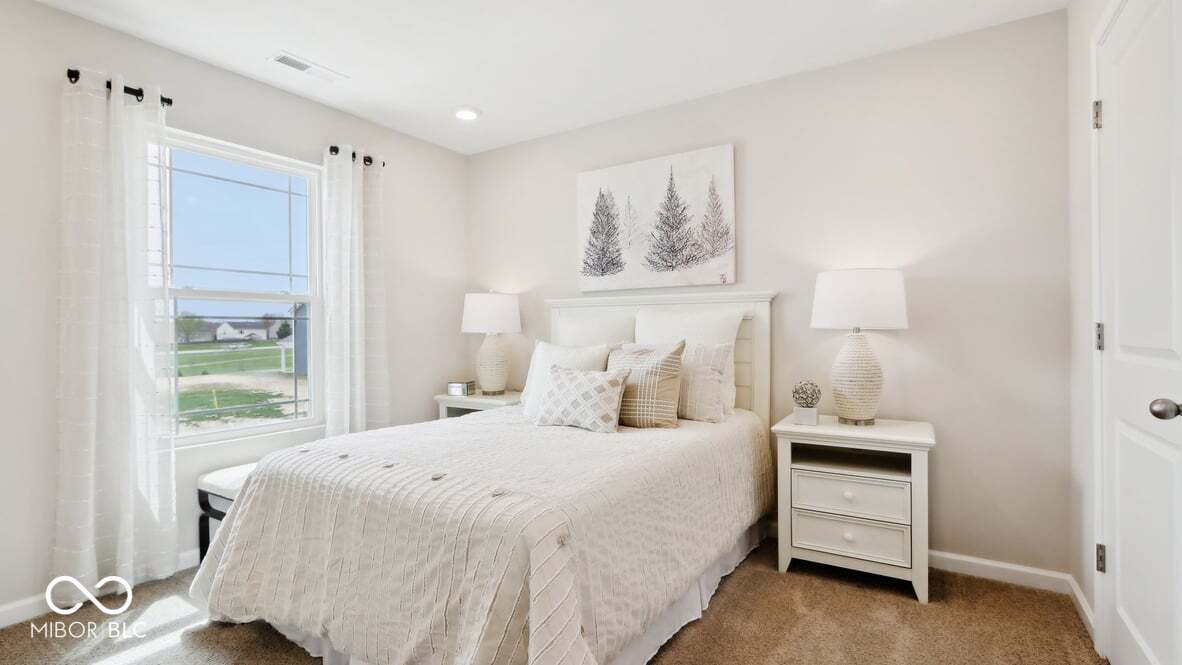 1608 Buttons Drive