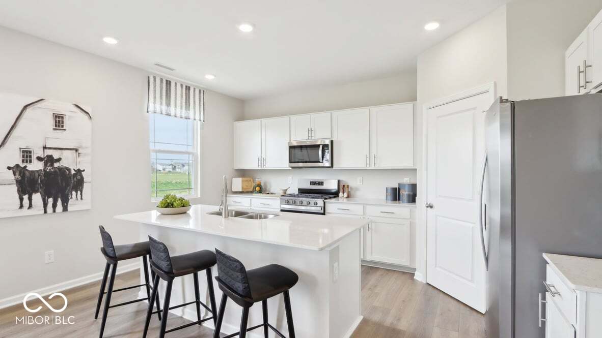1608 Buttons Drive