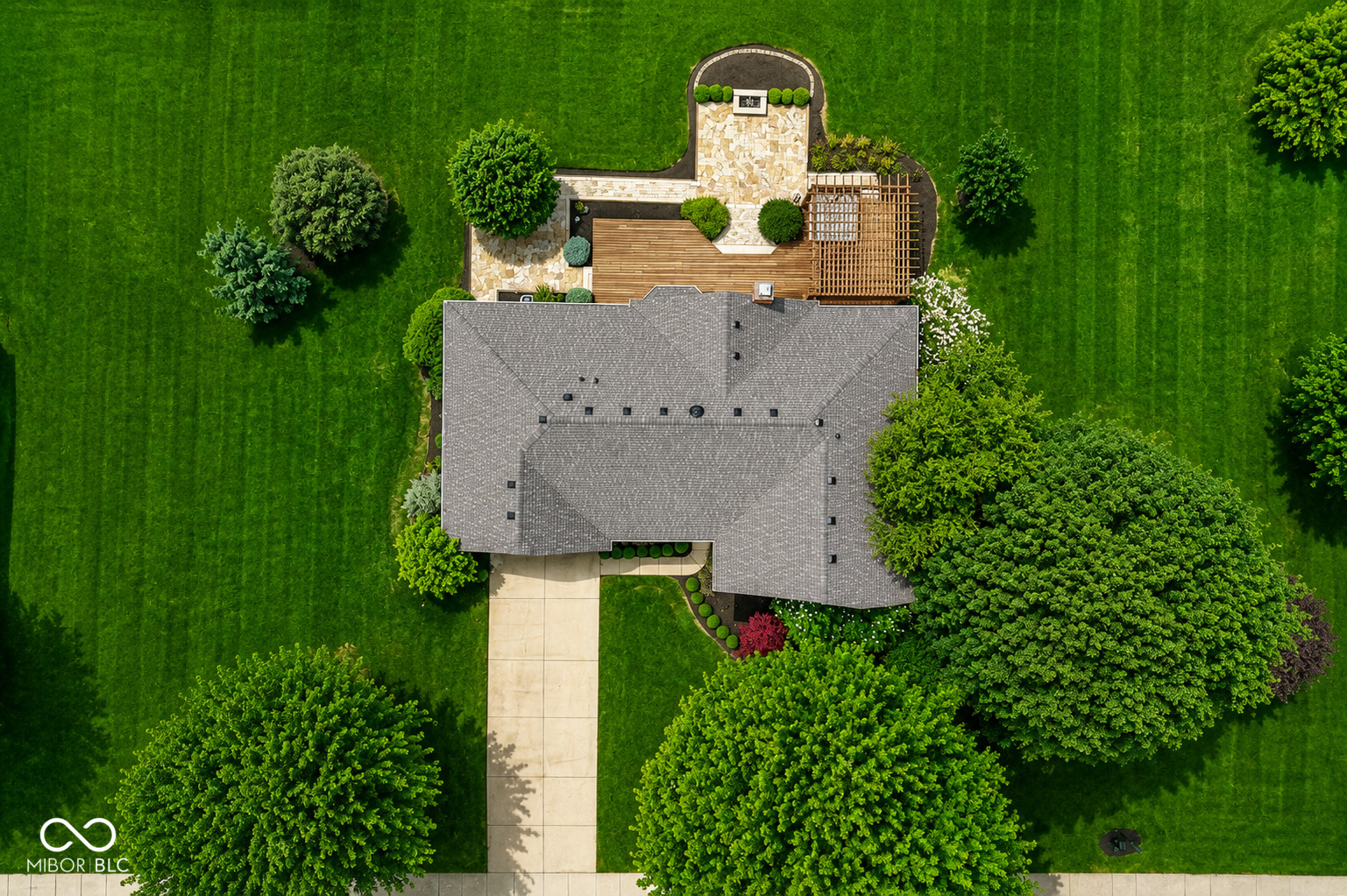 3746 Country Lane
