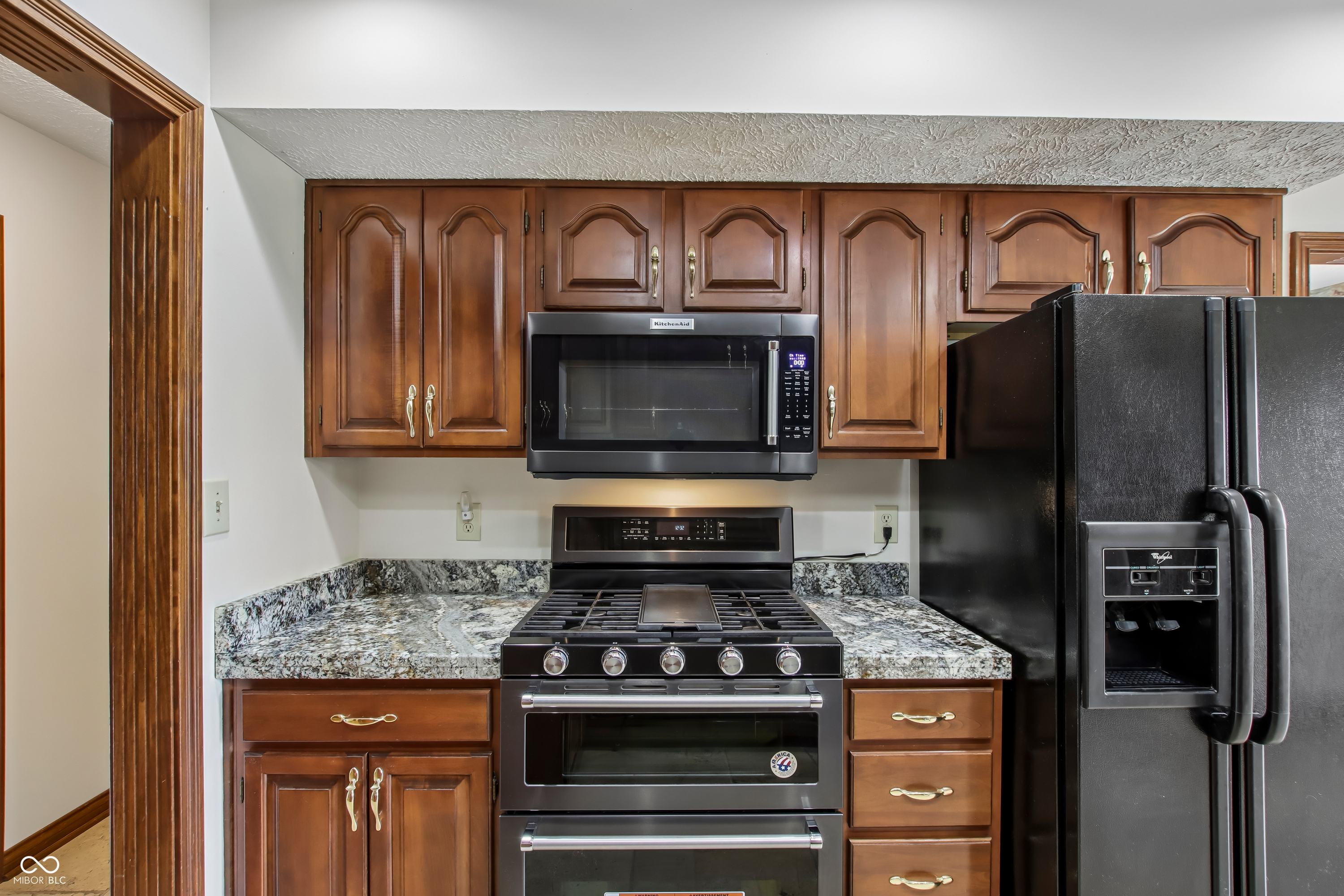 3746 Country Lane