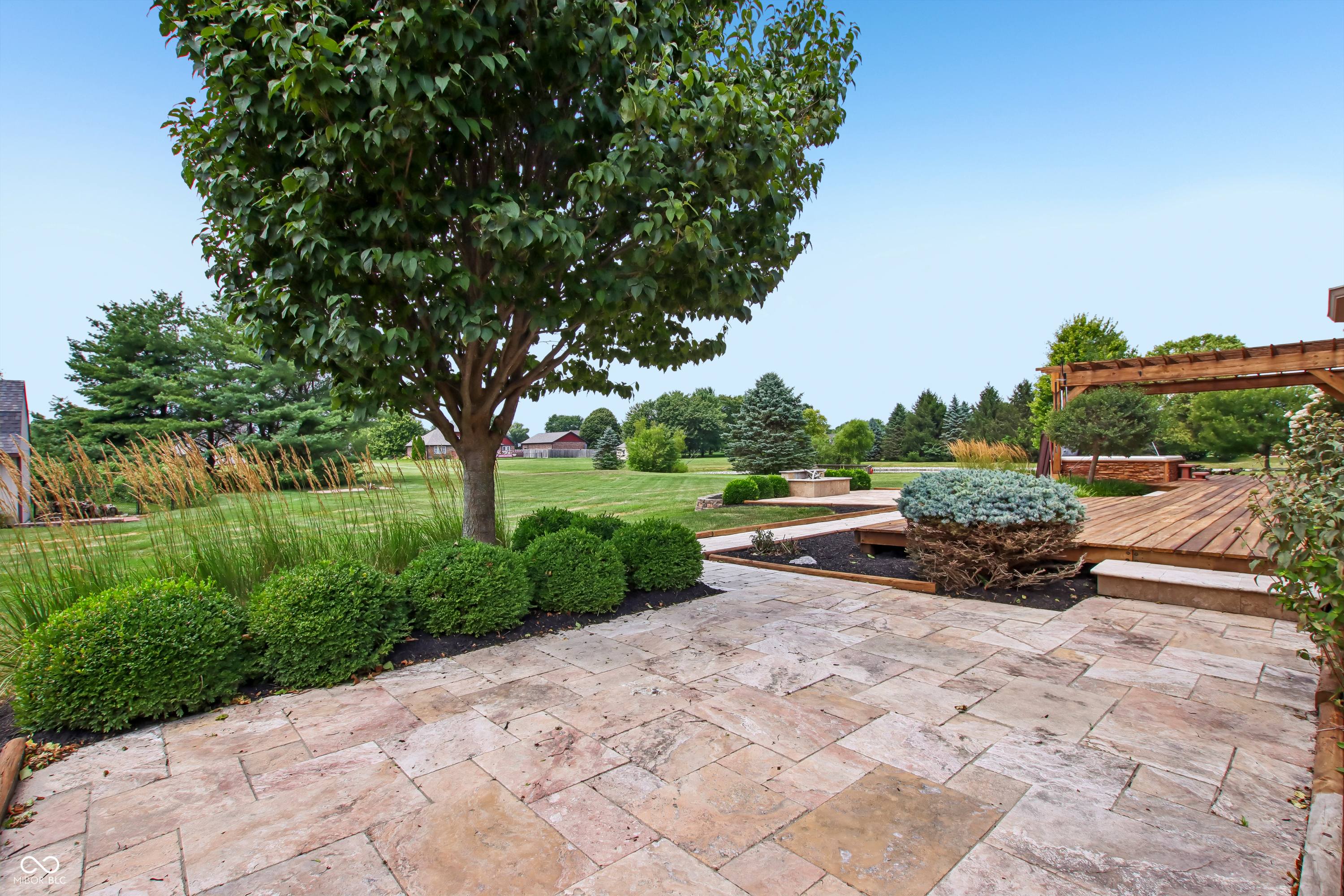 3746 Country Lane