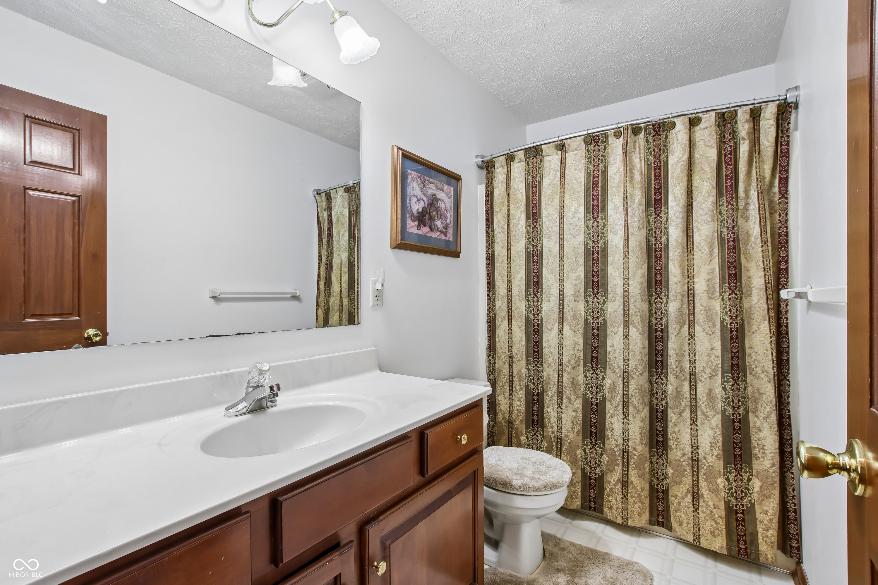 3746 Country Lane