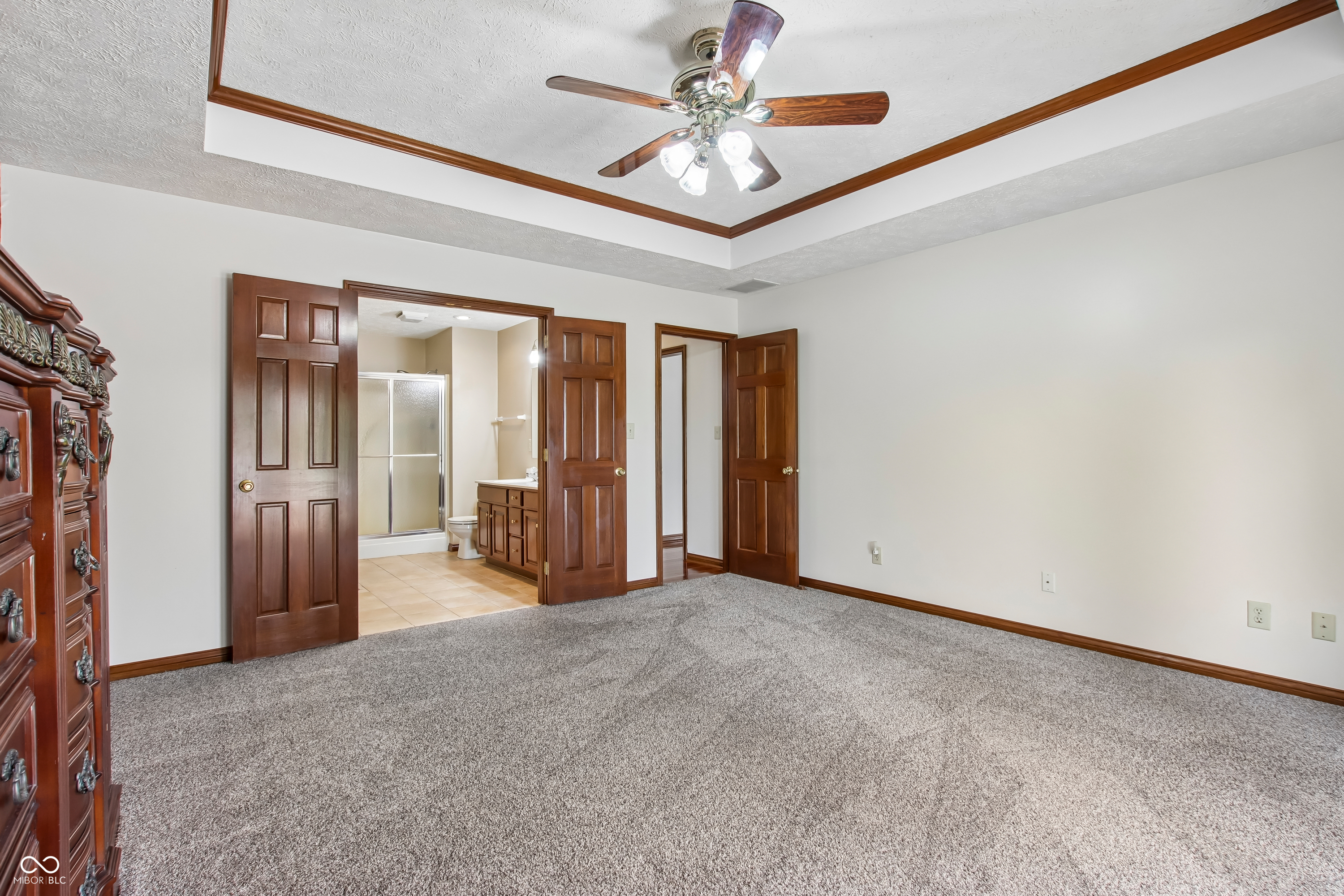 3746 Country Lane