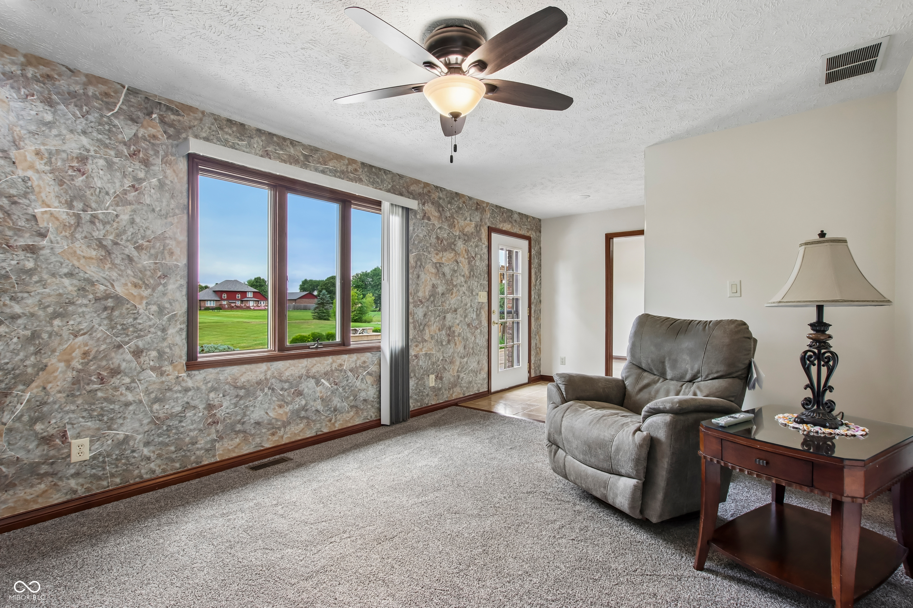 3746 Country Lane