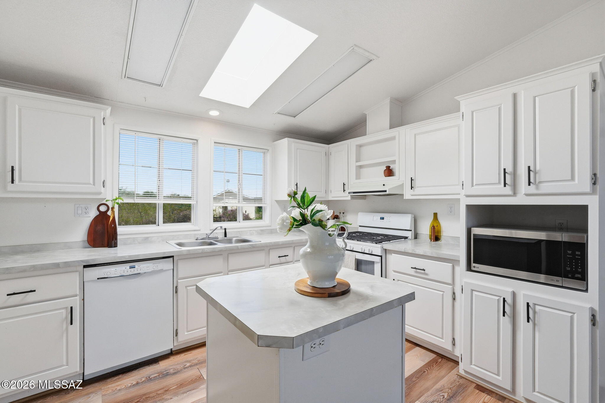 13655 E Crazy Horse Trail