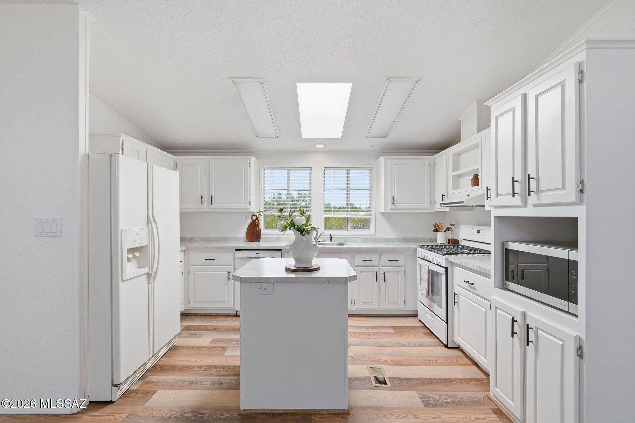 13655 E Crazy Horse Trail