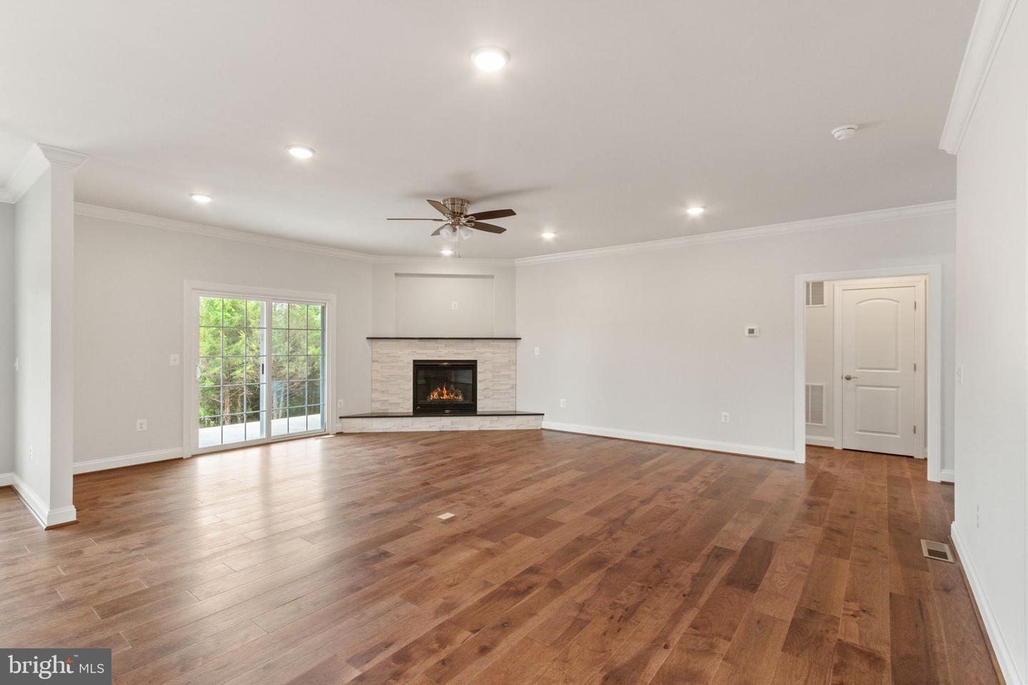 2012 Dozer Ln.
