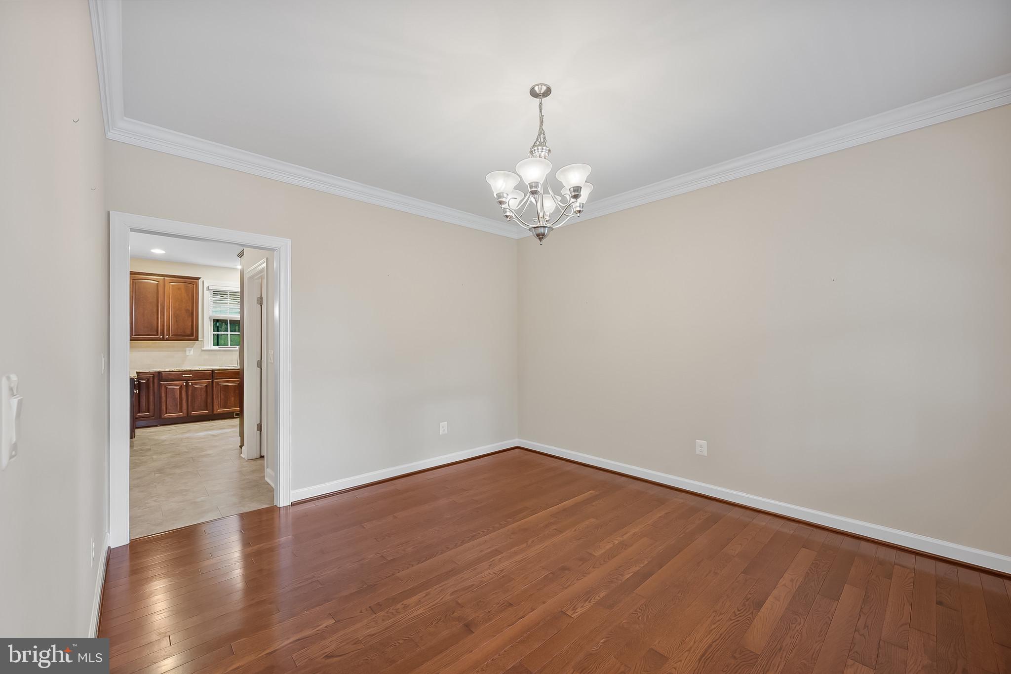 3546 RINGWOOD ROAD