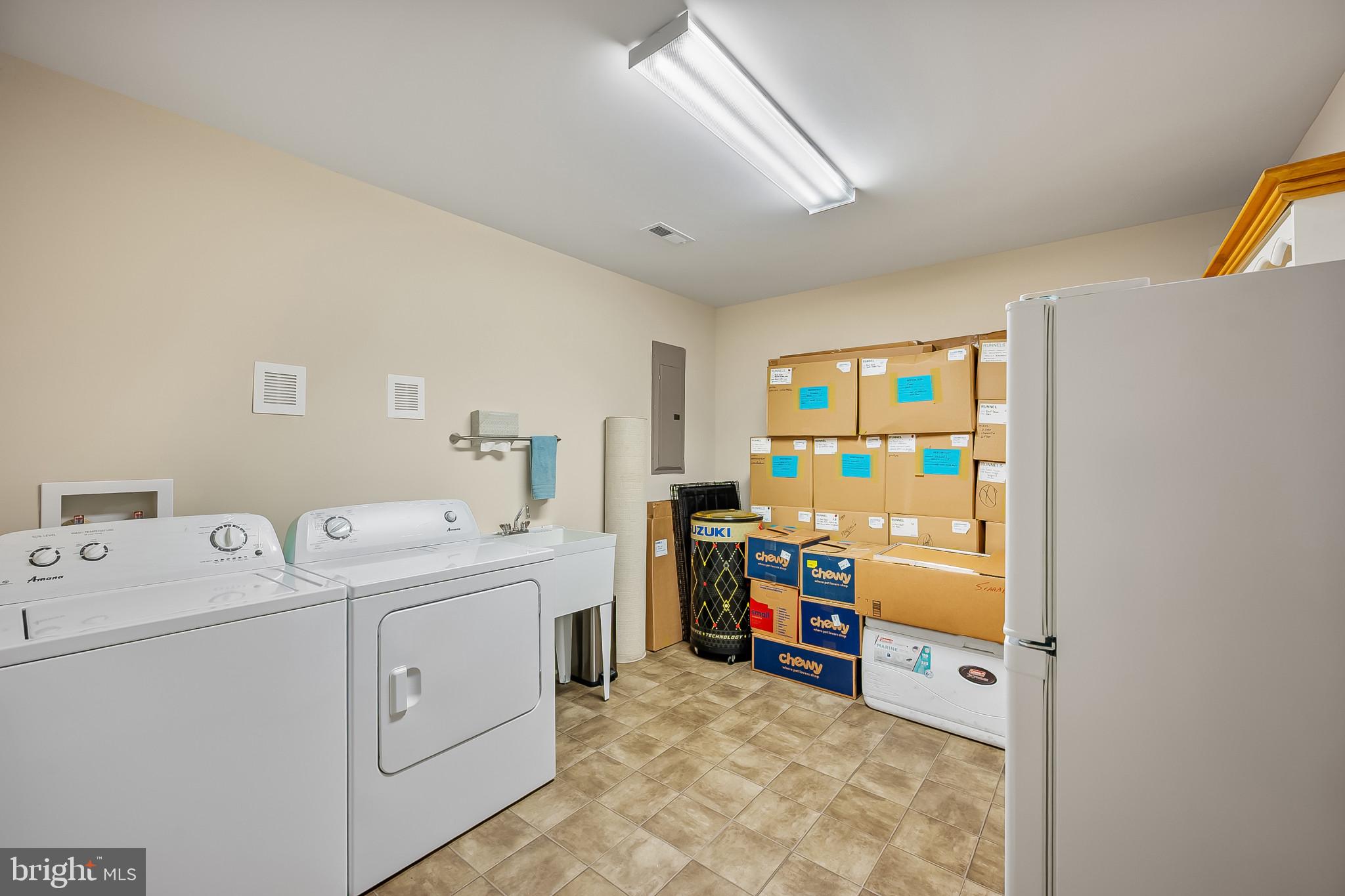 3546 RINGWOOD ROAD