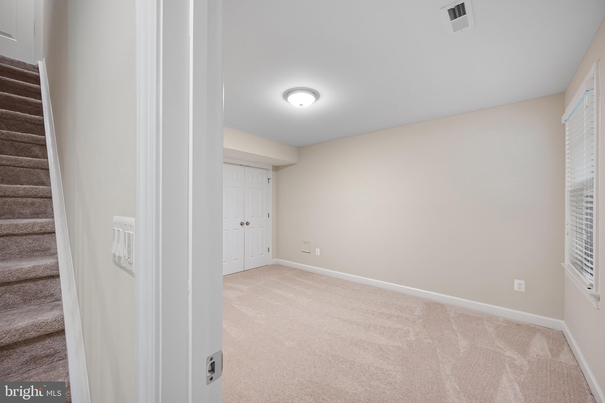 3546 RINGWOOD ROAD