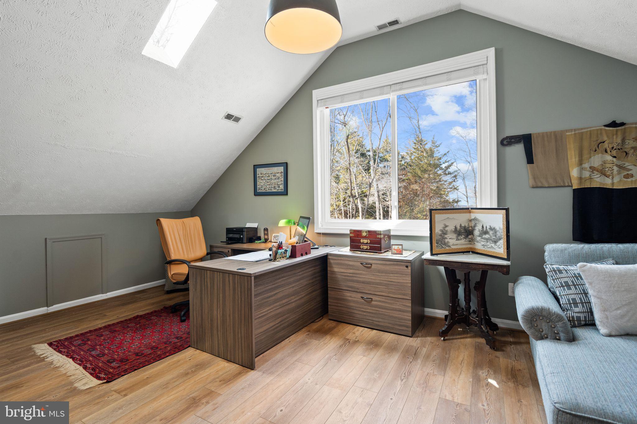 5755 HUNTON WOOD DRIVE