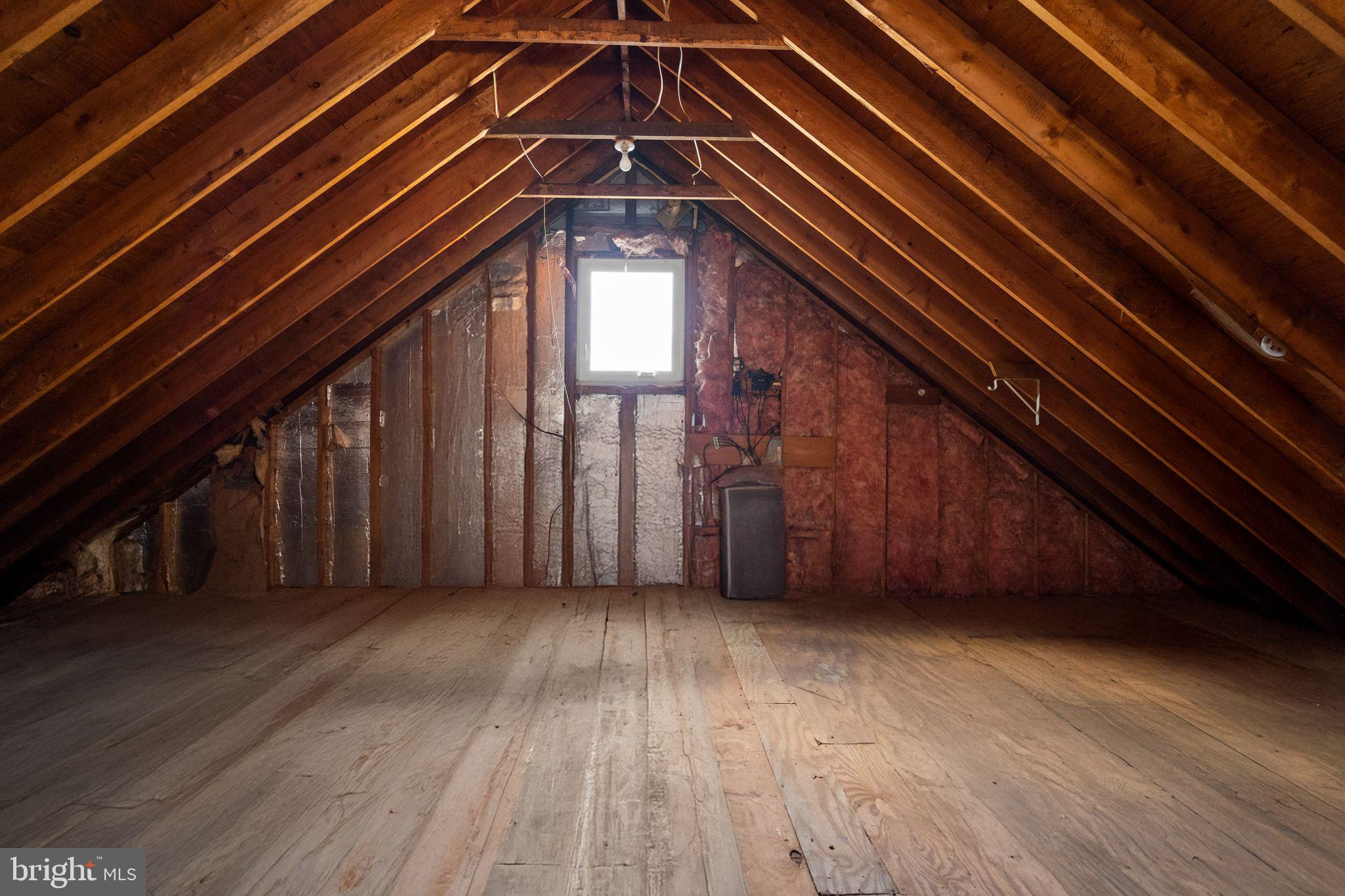 5755 HUNTON WOOD DRIVE