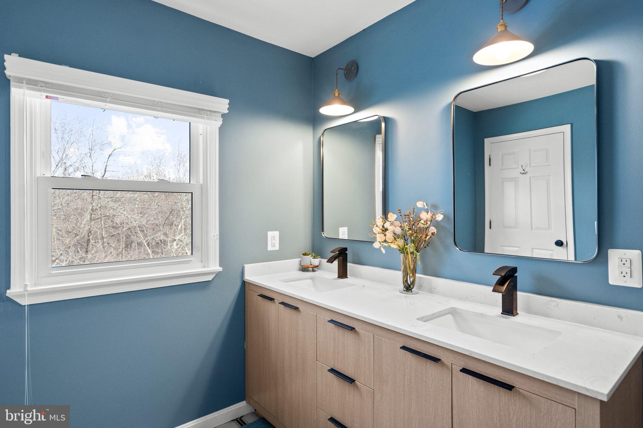 5755 HUNTON WOOD DRIVE