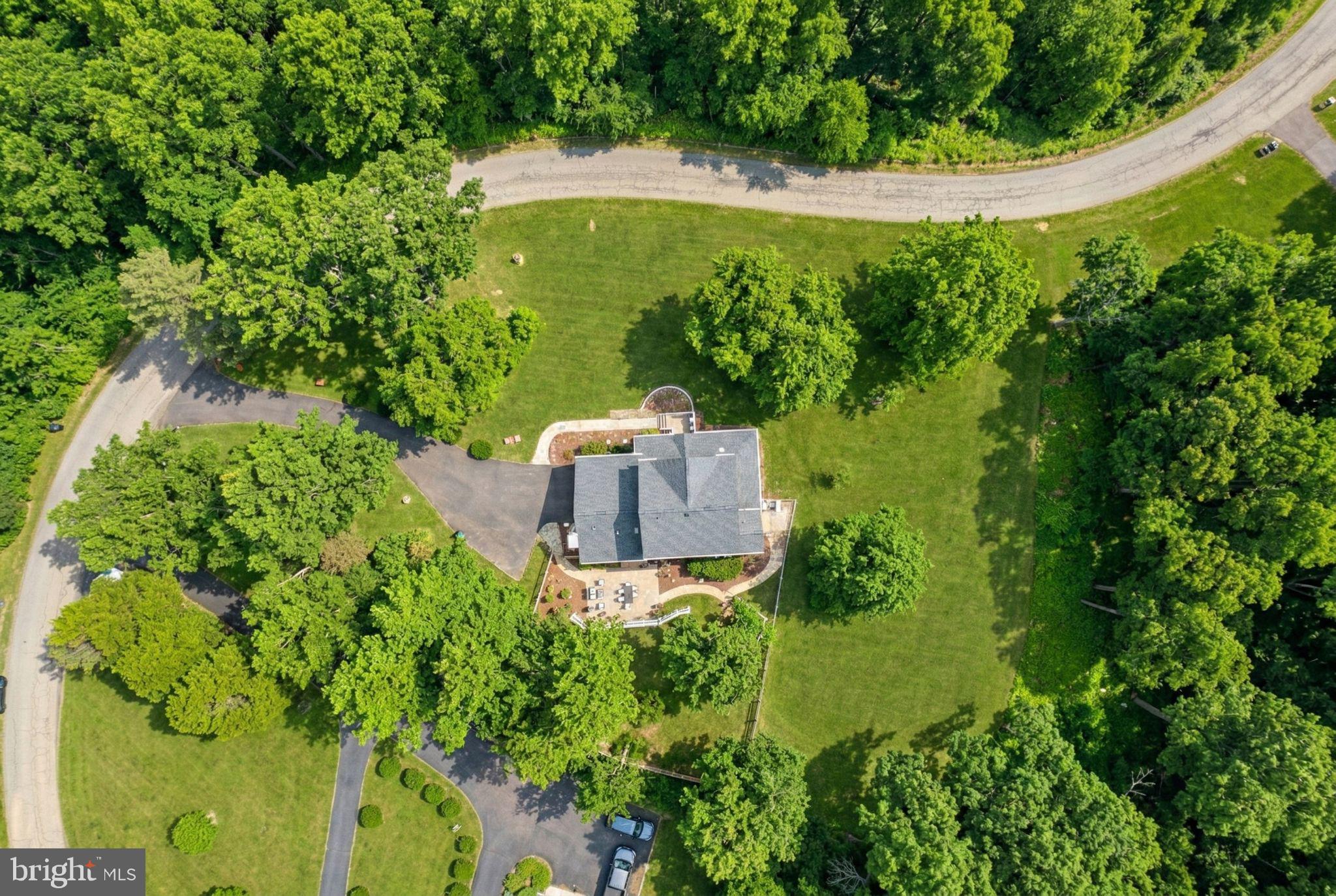 5755 HUNTON WOOD DRIVE