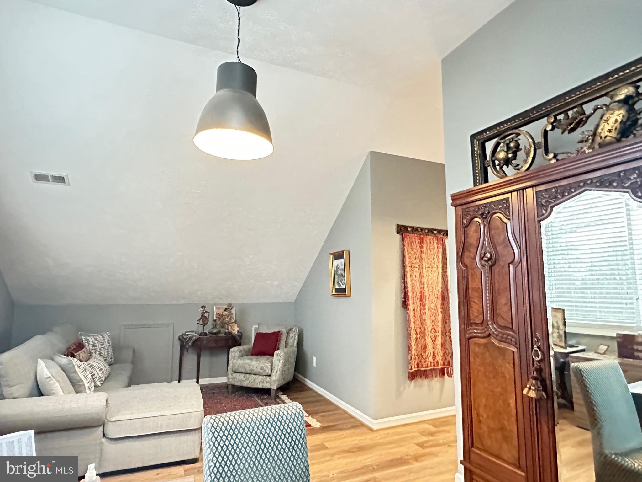 5755 HUNTON WOOD DRIVE